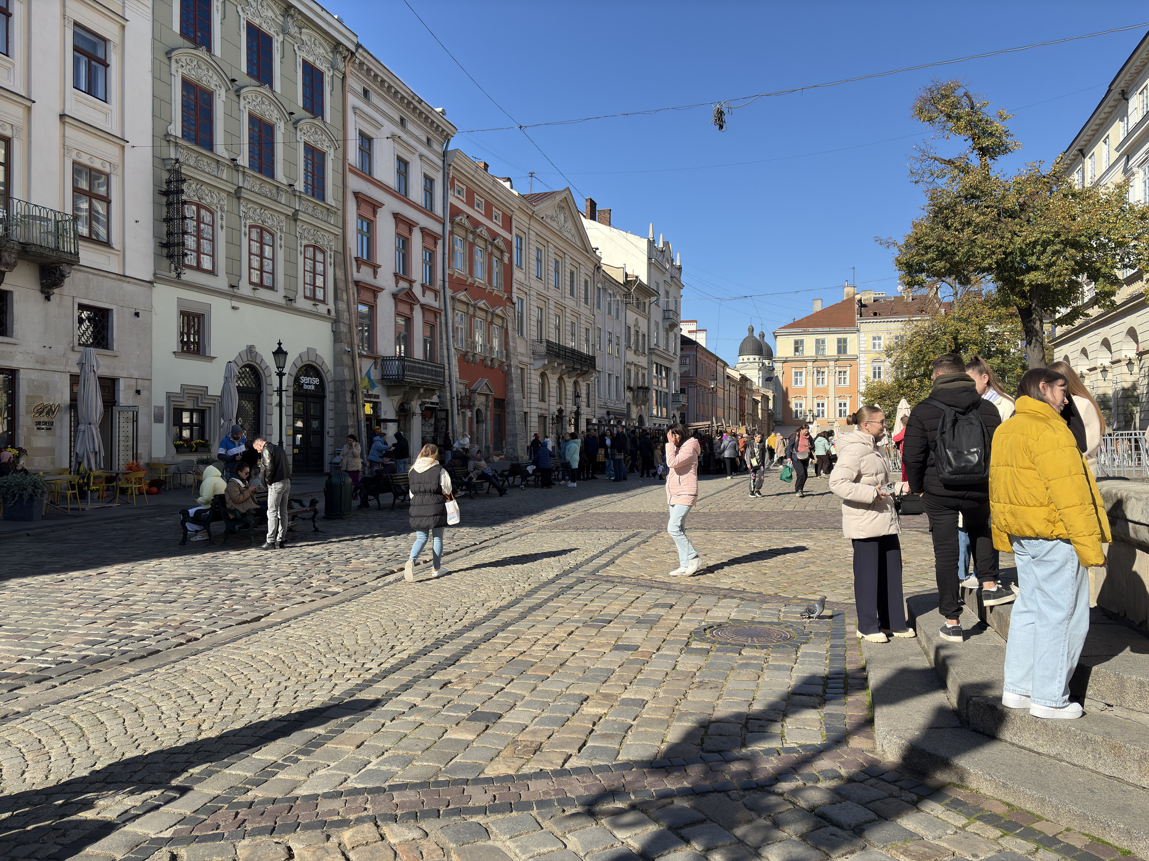 Picture Ukraine Lviv 2024-10 539 - Recreation Lviv