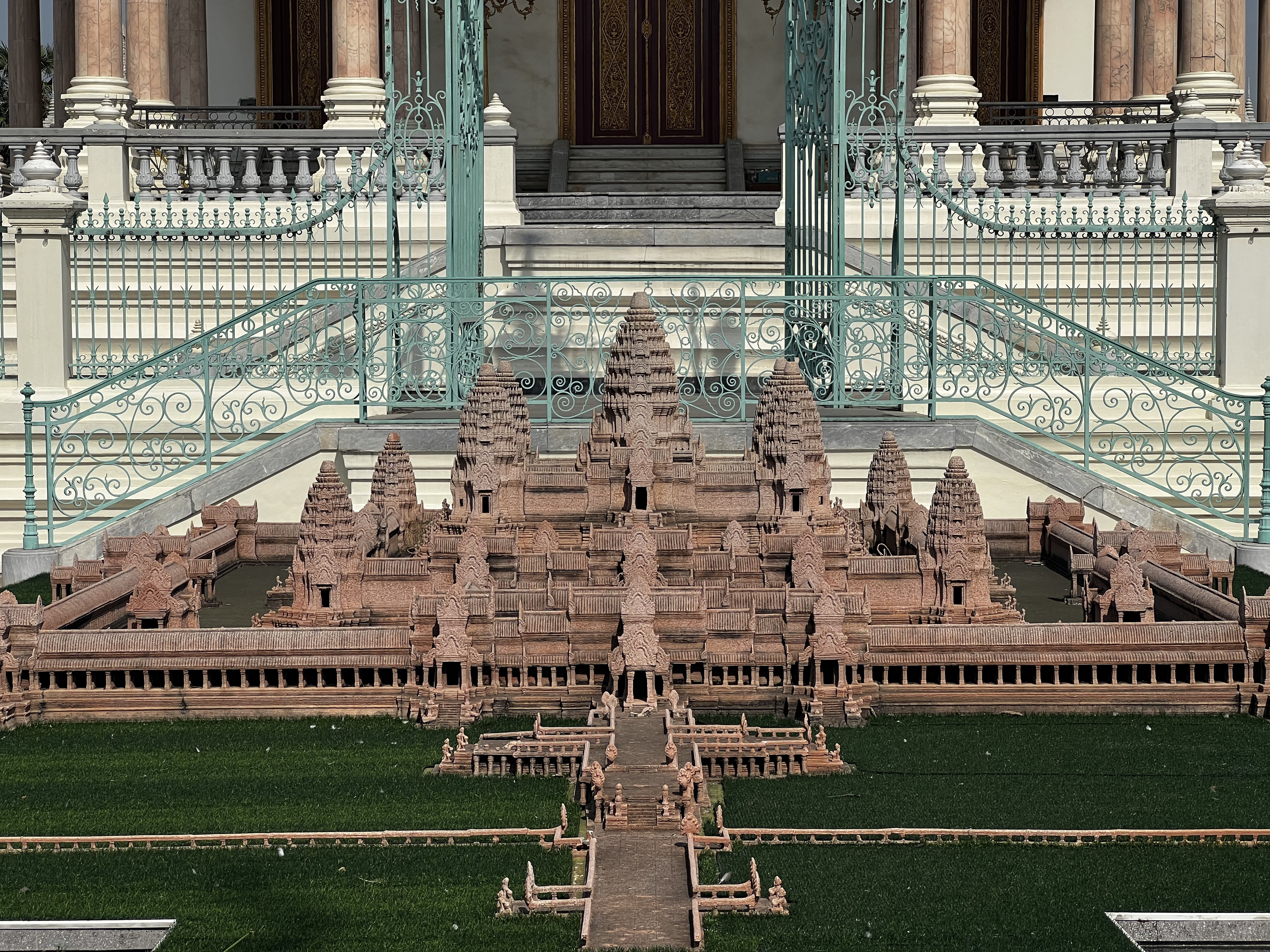 Picture Cambodia Phnom Penh Royal Palace 2024-01 18 - Journey Royal Palace