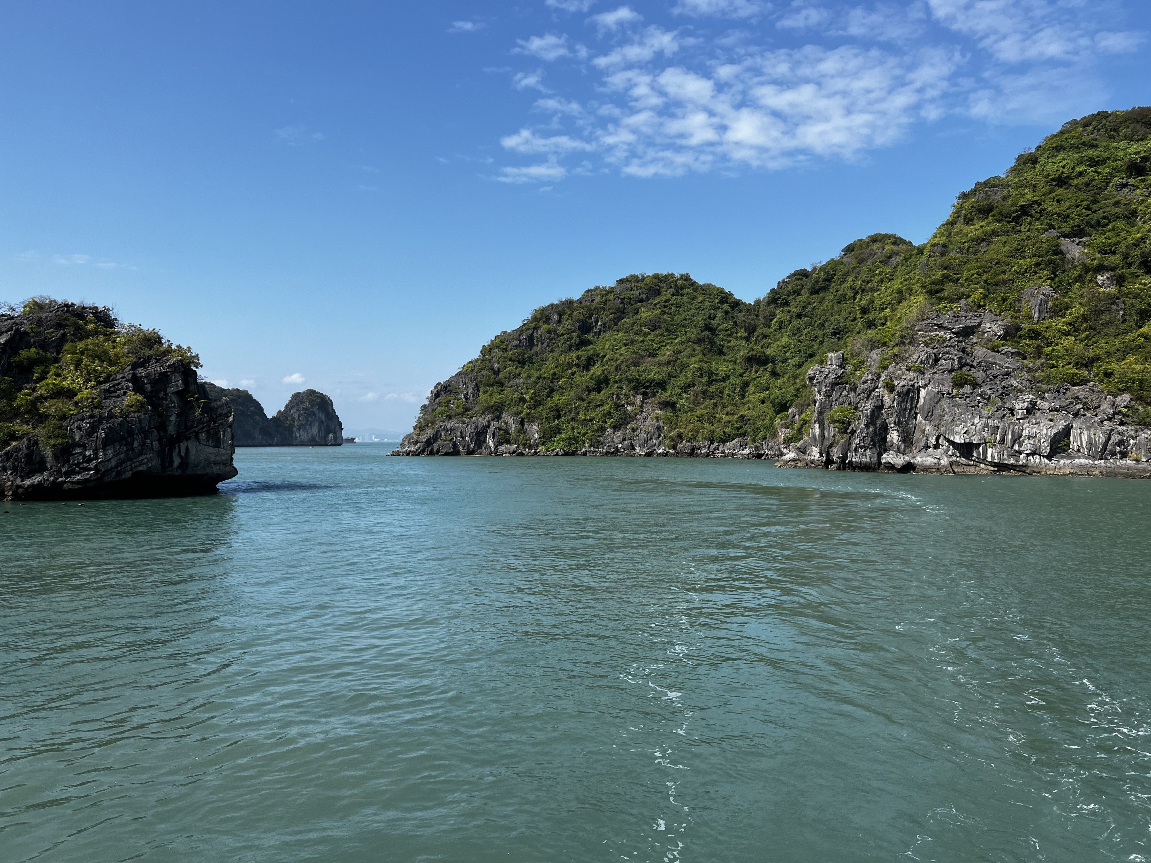 Picture Vietnam Ha Long Bay 2024-01 83 - Journey Ha Long Bay