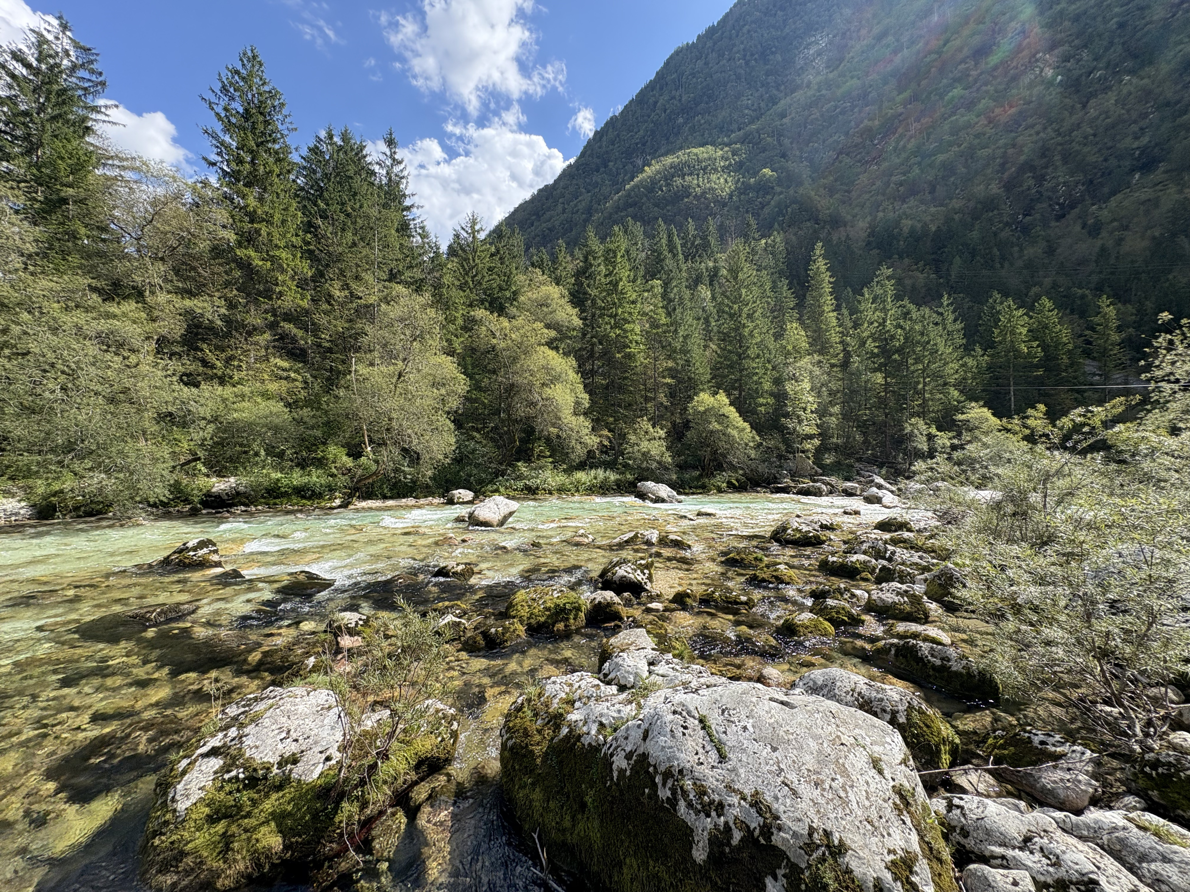 Picture Slovenia Soca River 2025-09 29 - Tours Soca River