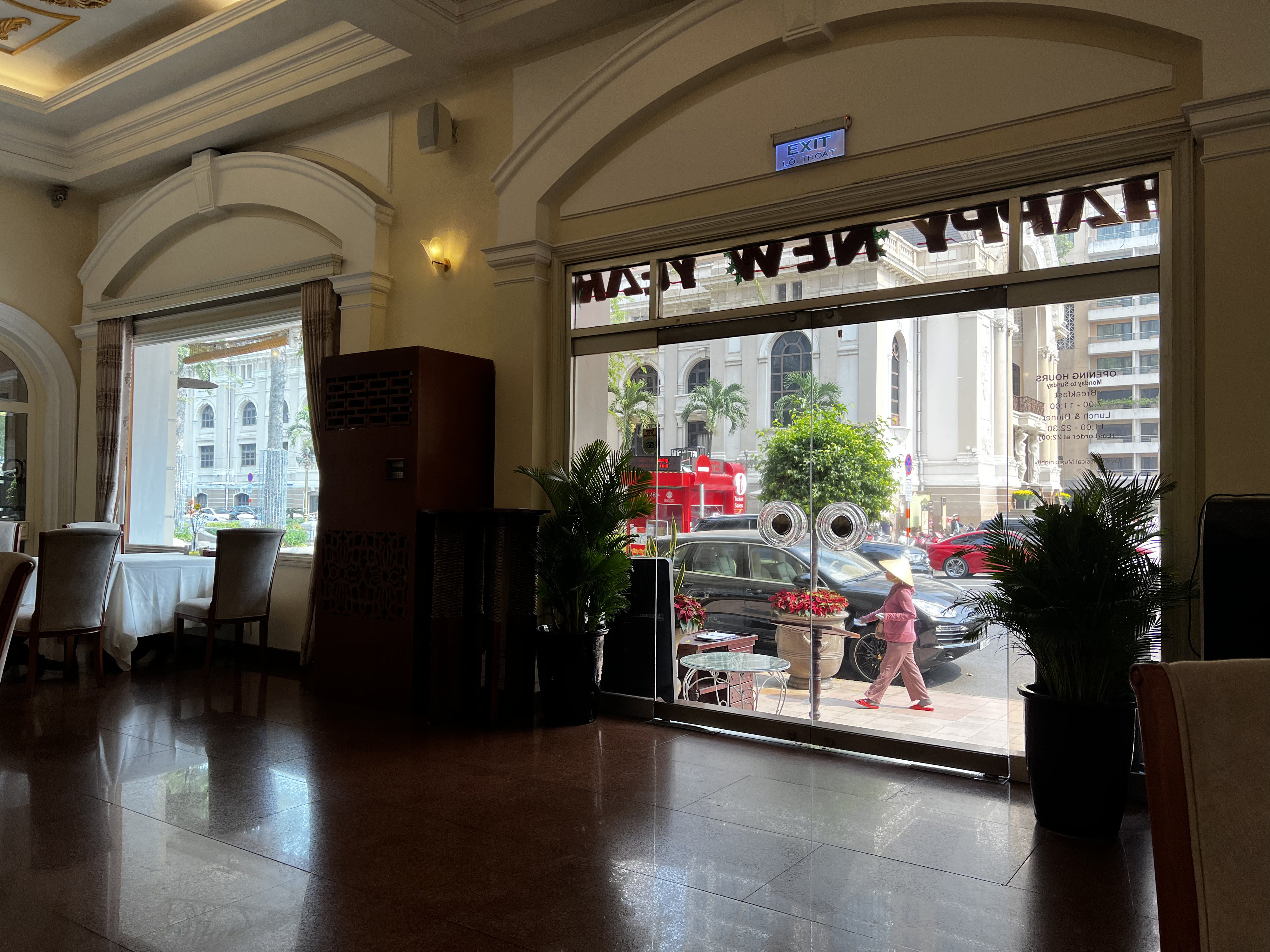 Picture Vietnam Saigon Continental Hotel 2024-01 16 - Tours Continental Hotel