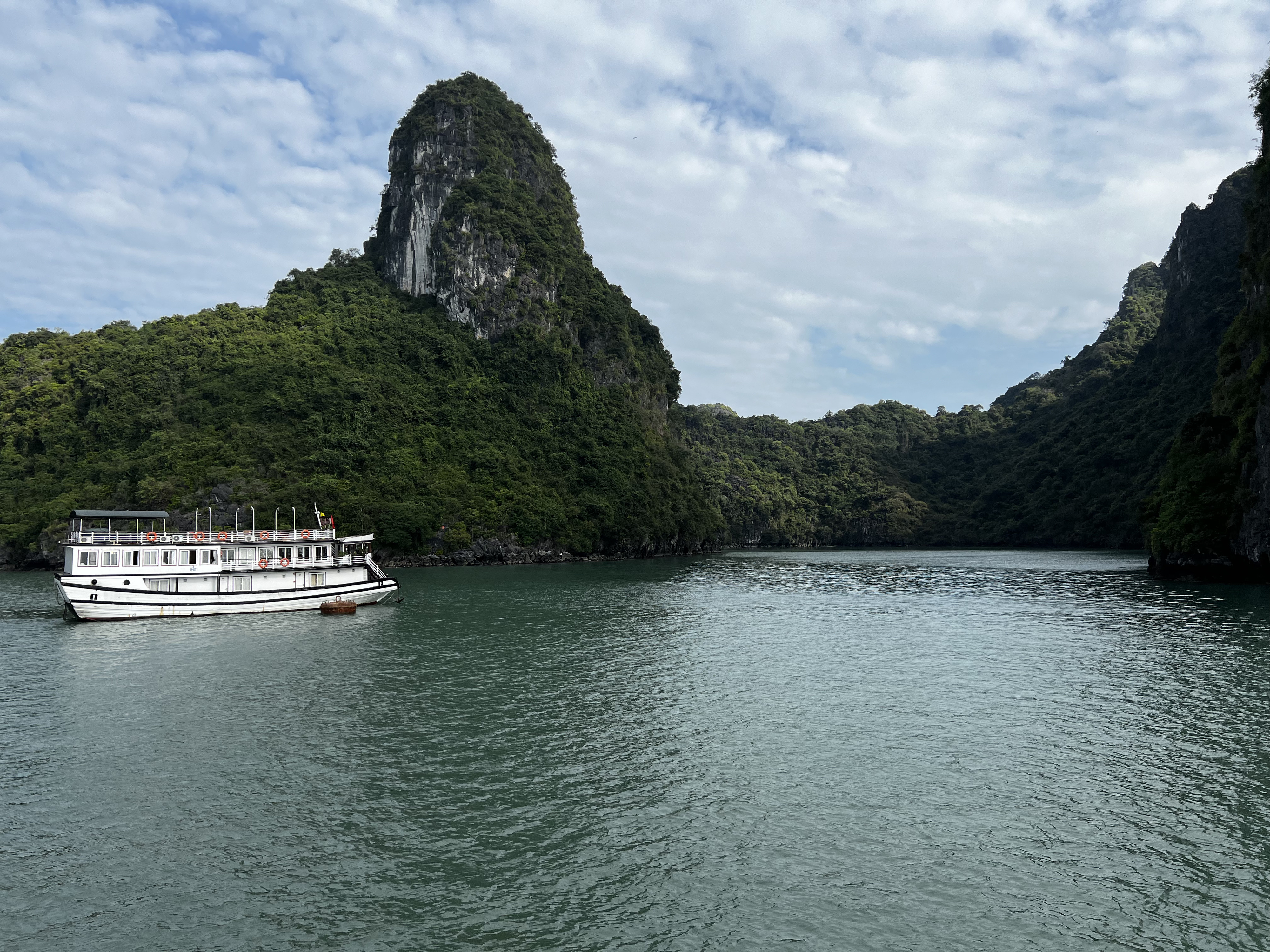 Picture Vietnam Ha Long Bay 2024-01 1 - Journey Ha Long Bay