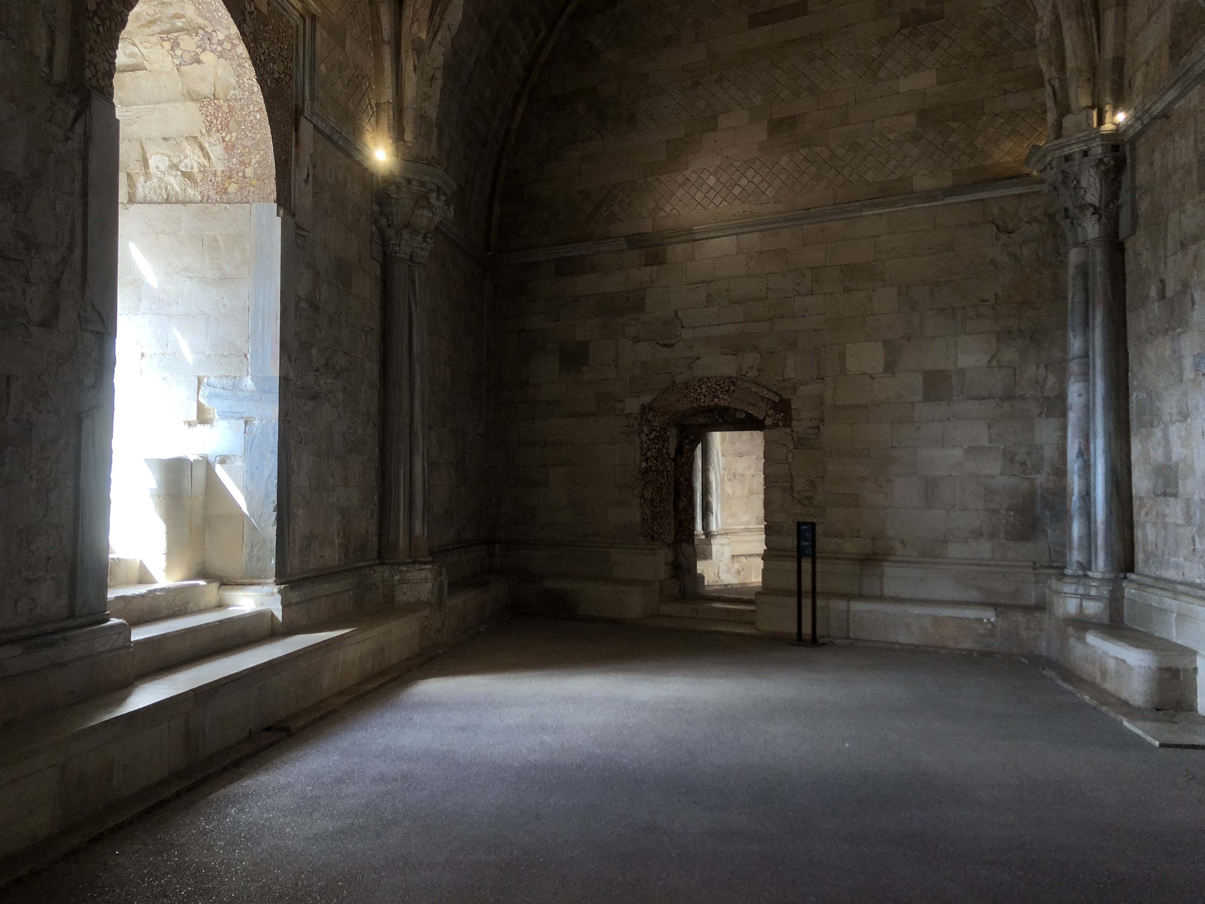 Picture Italy Castel del monte 2024-09 2 - Center Castel del monte
