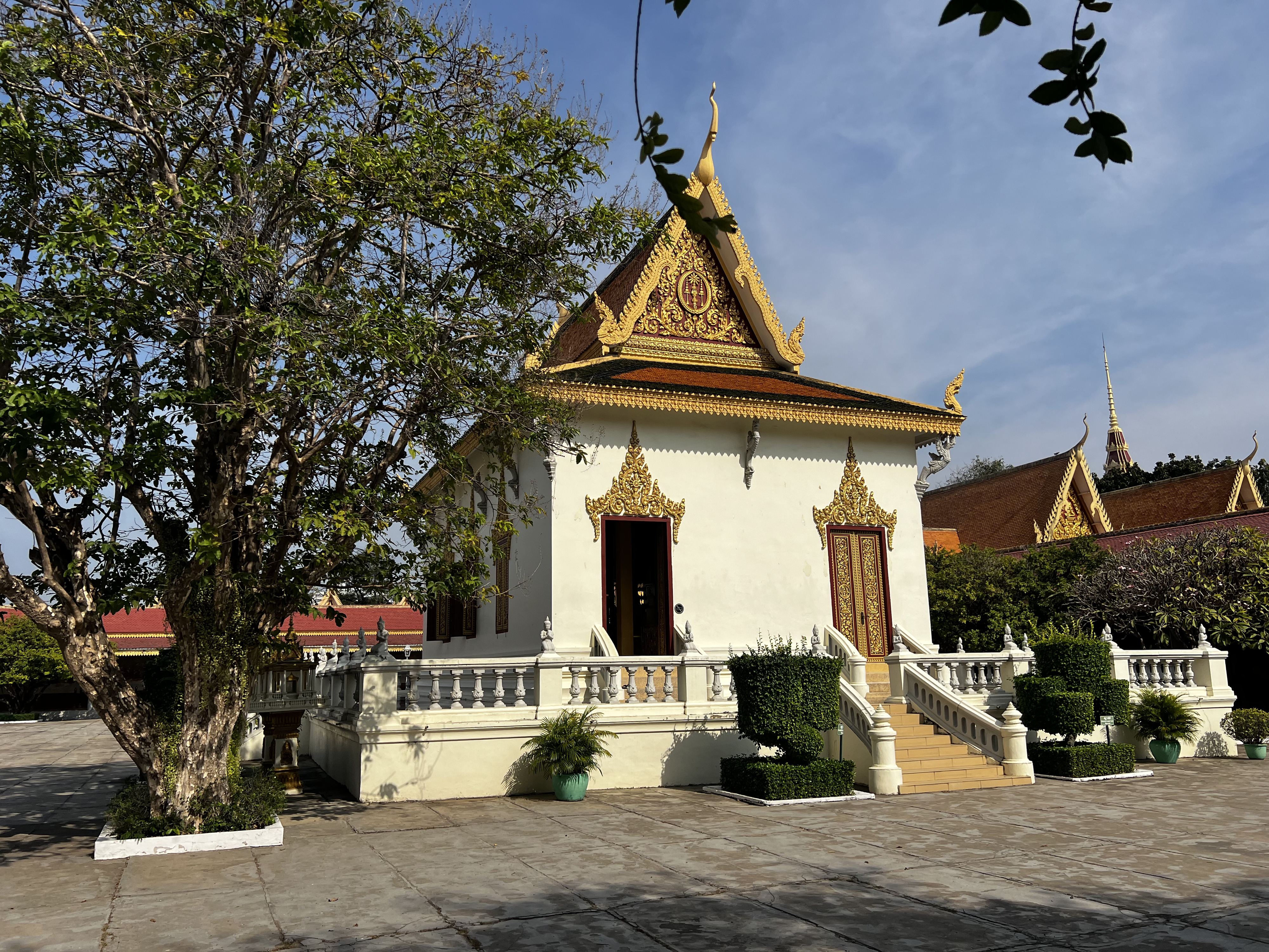Picture Cambodia Phnom Penh Royal Palace 2024-01 47 - Center Royal Palace