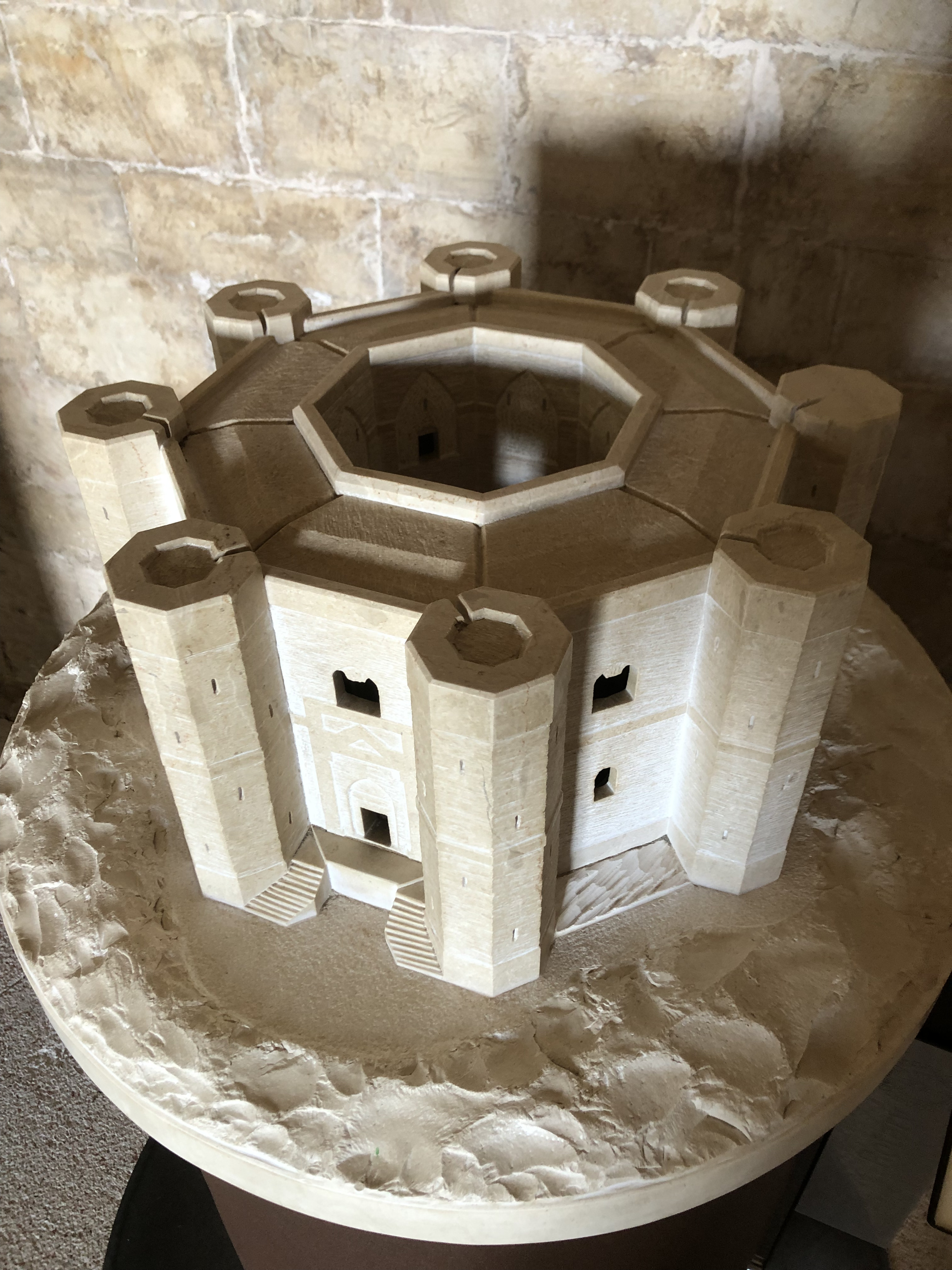 Picture Italy Castel del monte 2024-09 49 - History Castel del monte