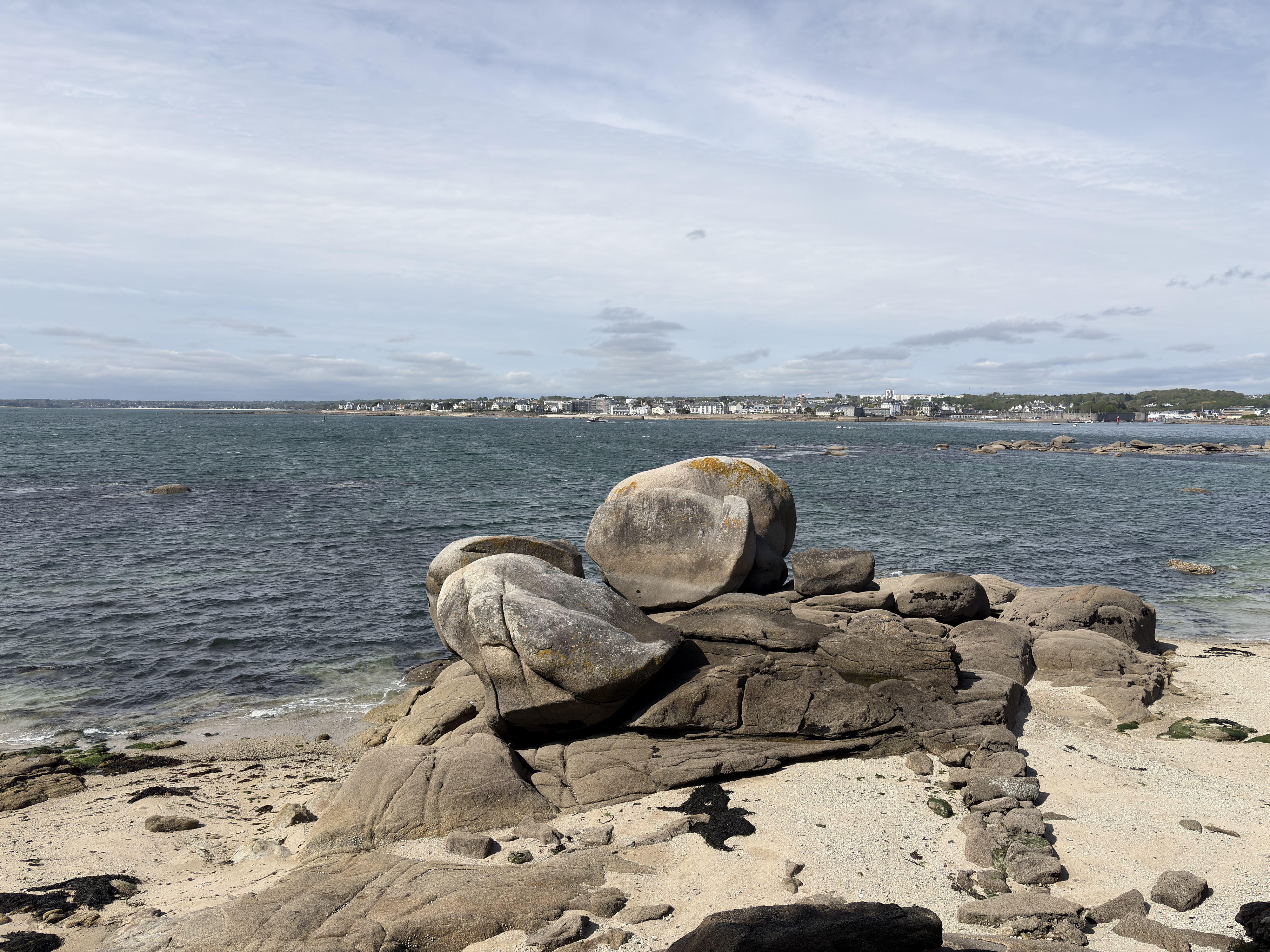 Picture France Concarneau 2026-04 32 - Tour Concarneau