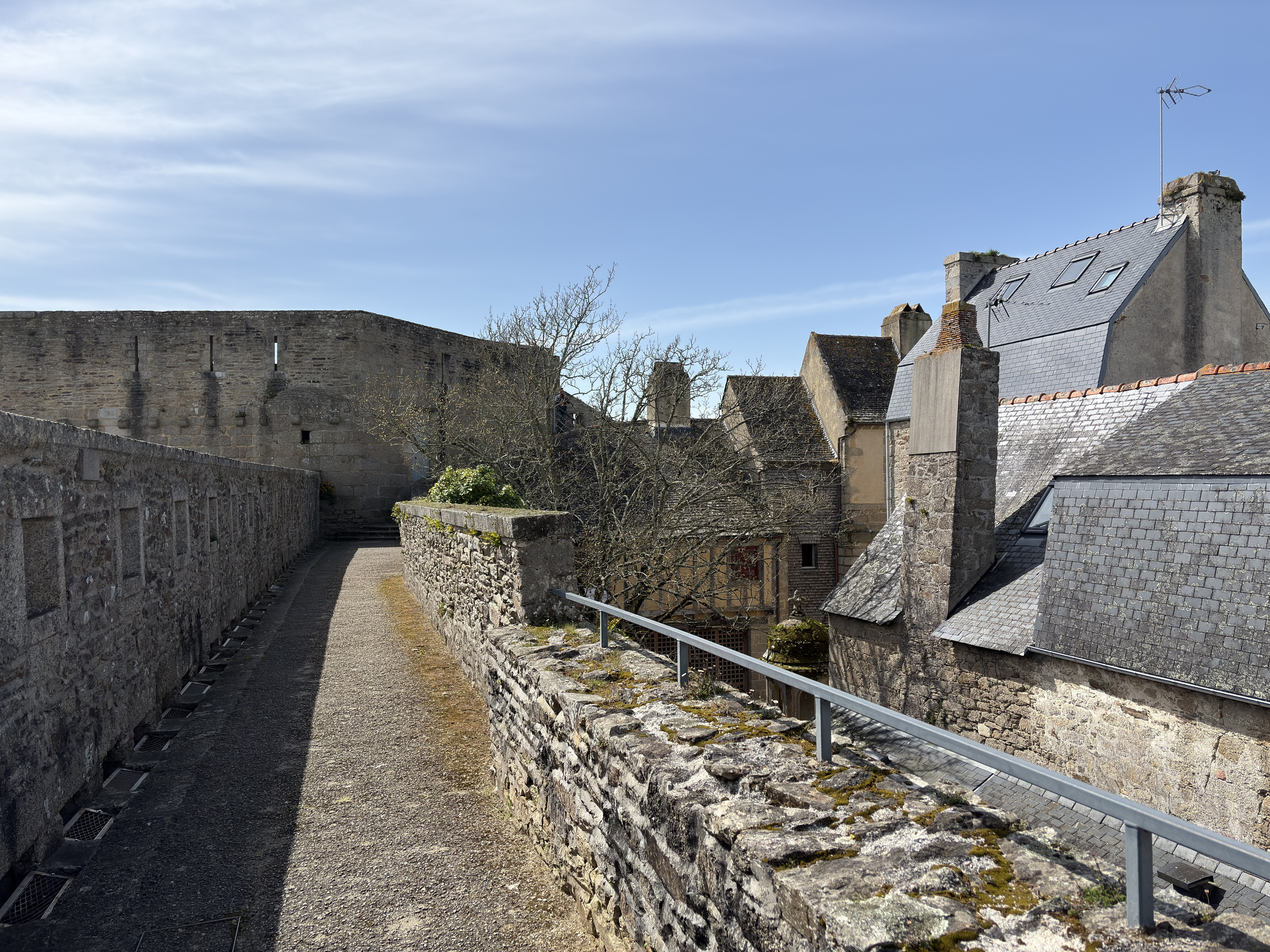 Picture France Concarneau Ville close 2026-04 19 - Journey Ville close