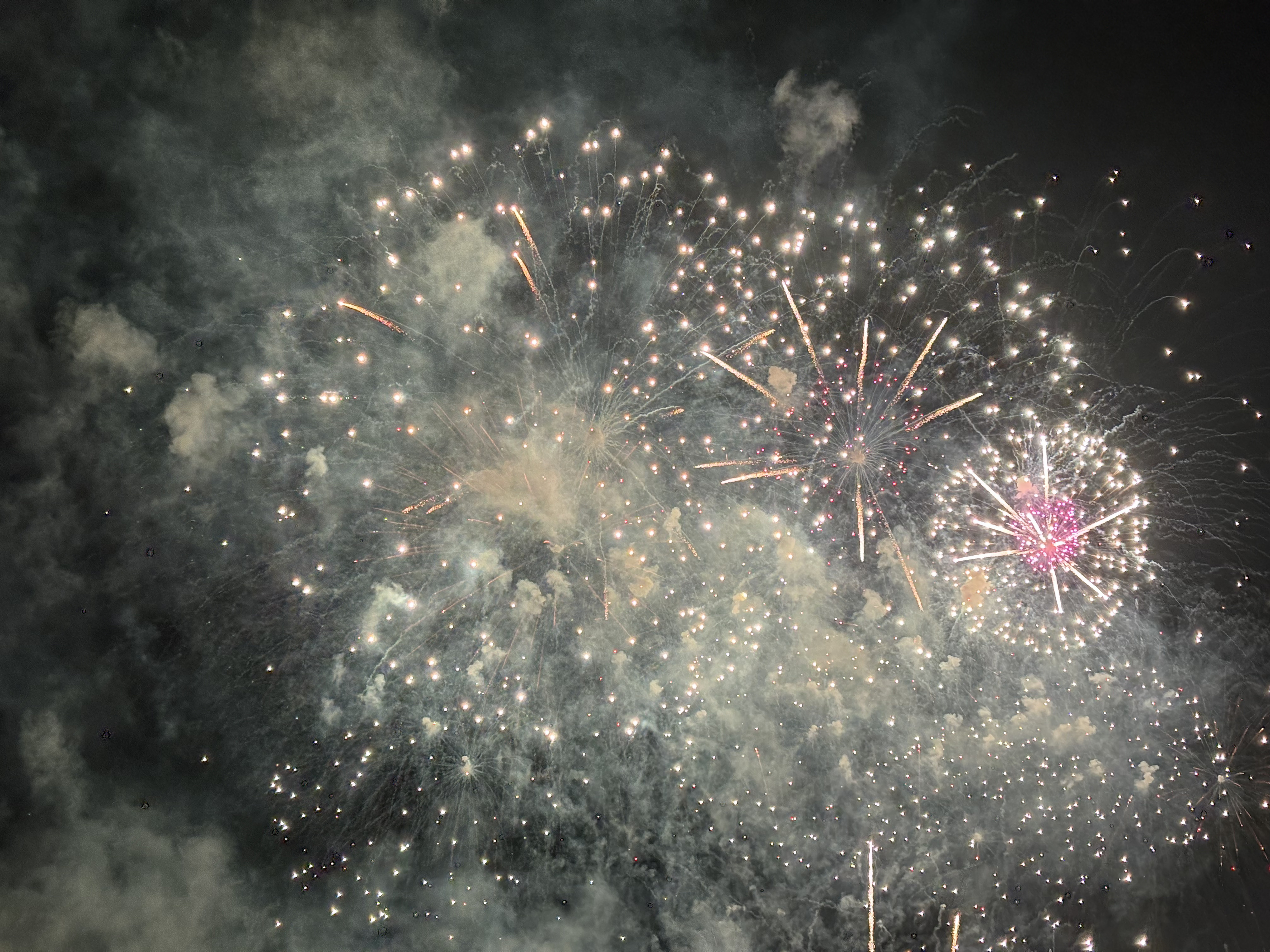 Picture Thailand Pattaya Fireworks 2024-12 42 - Discovery Fireworks