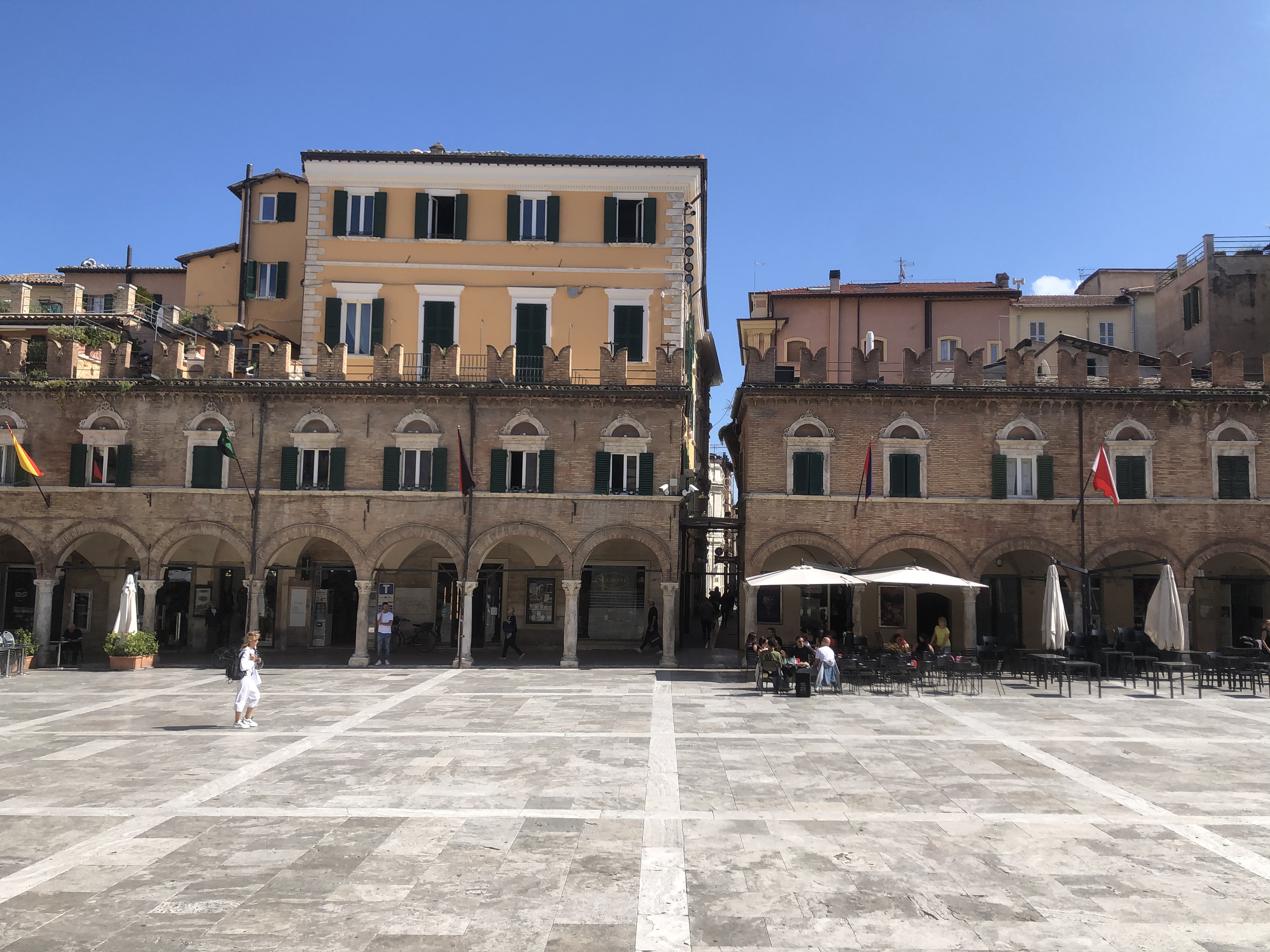 Picture Italy Ascoli Piceno 2024-09 48 - Tour Ascoli Piceno