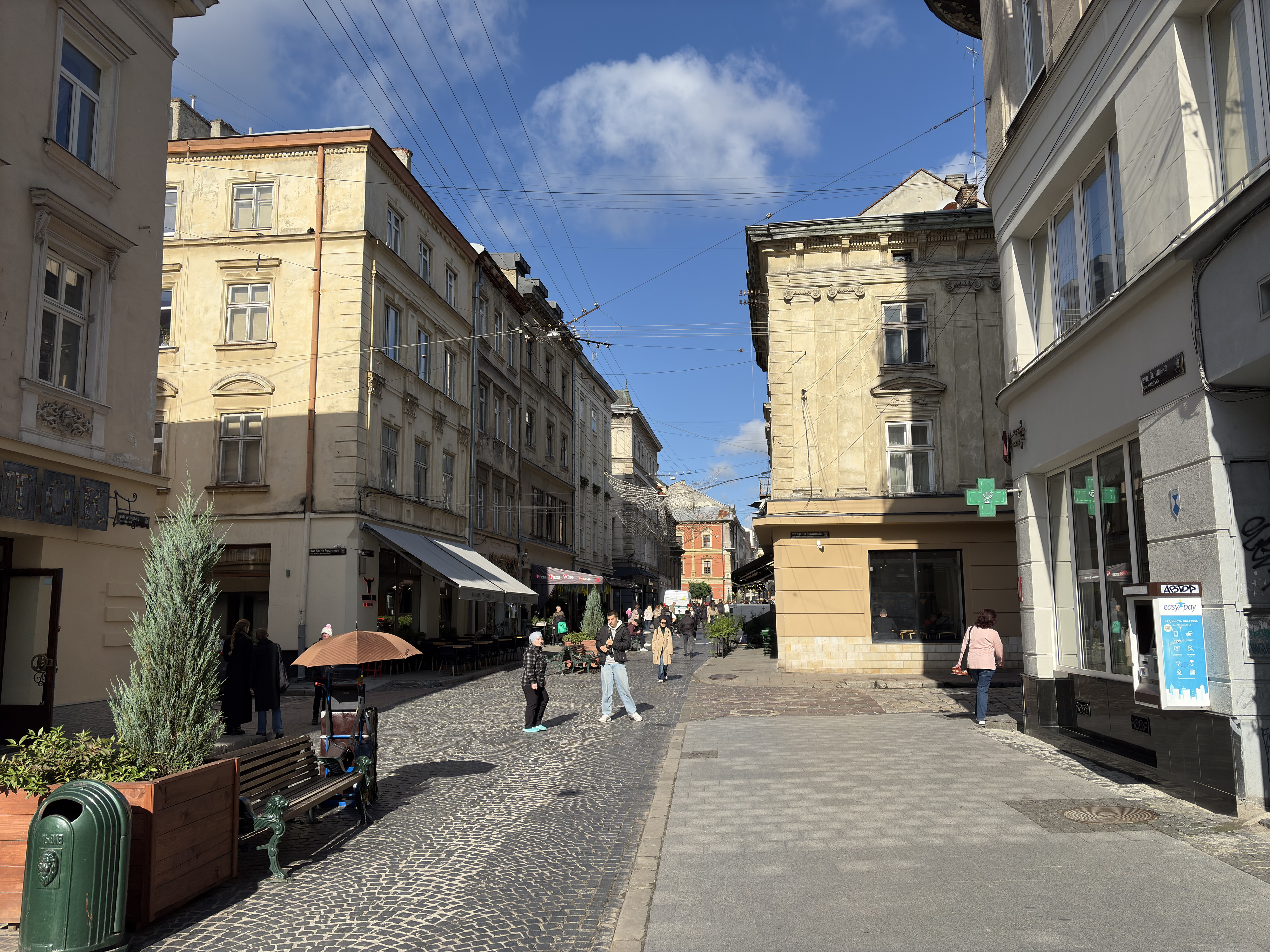 Picture Ukraine Lviv 2024-10 426 - Recreation Lviv