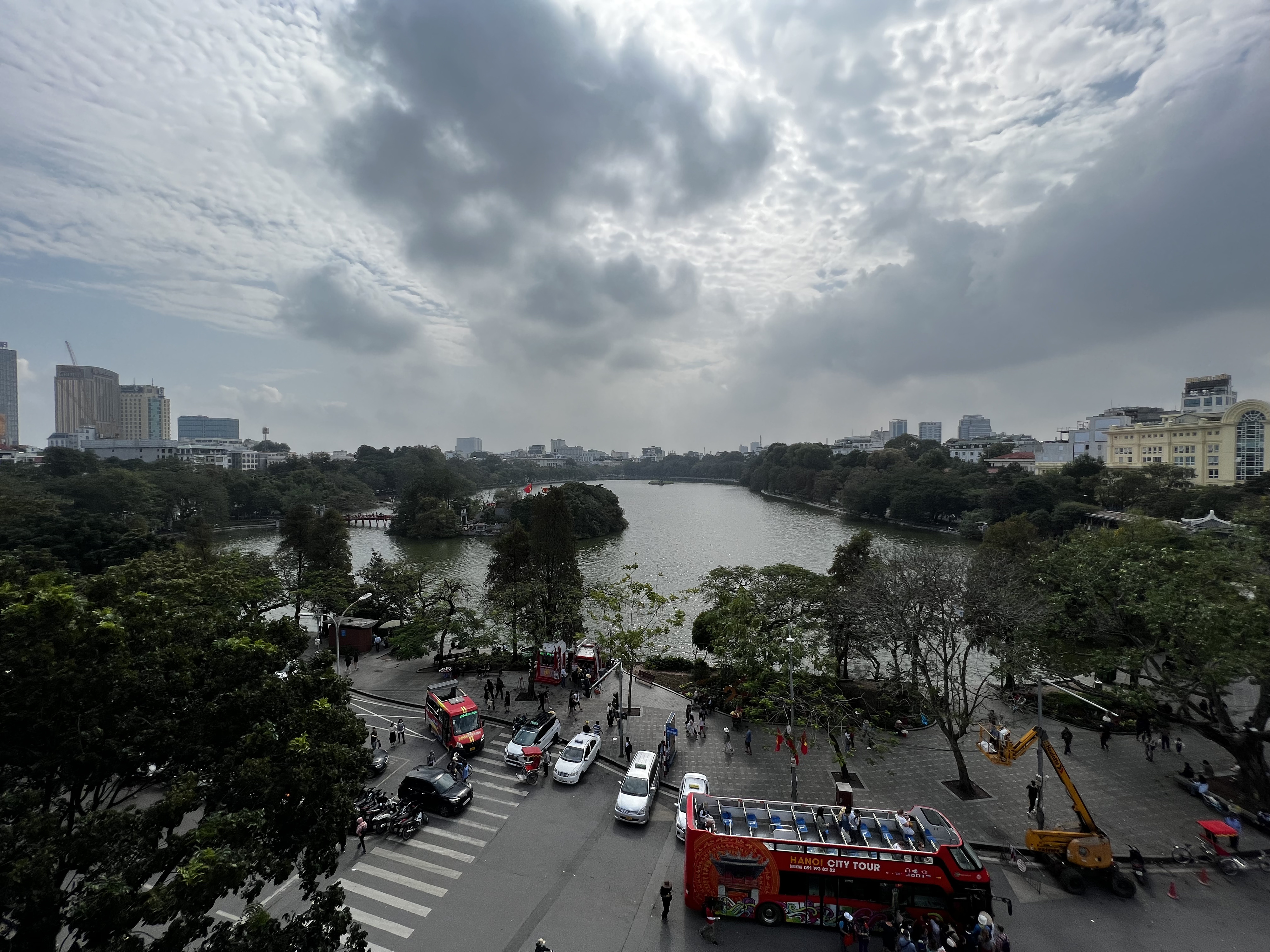 Picture Vietnam Hanoi Hoan Kiem Lake 2024-01 0 - Center Hoan Kiem Lake