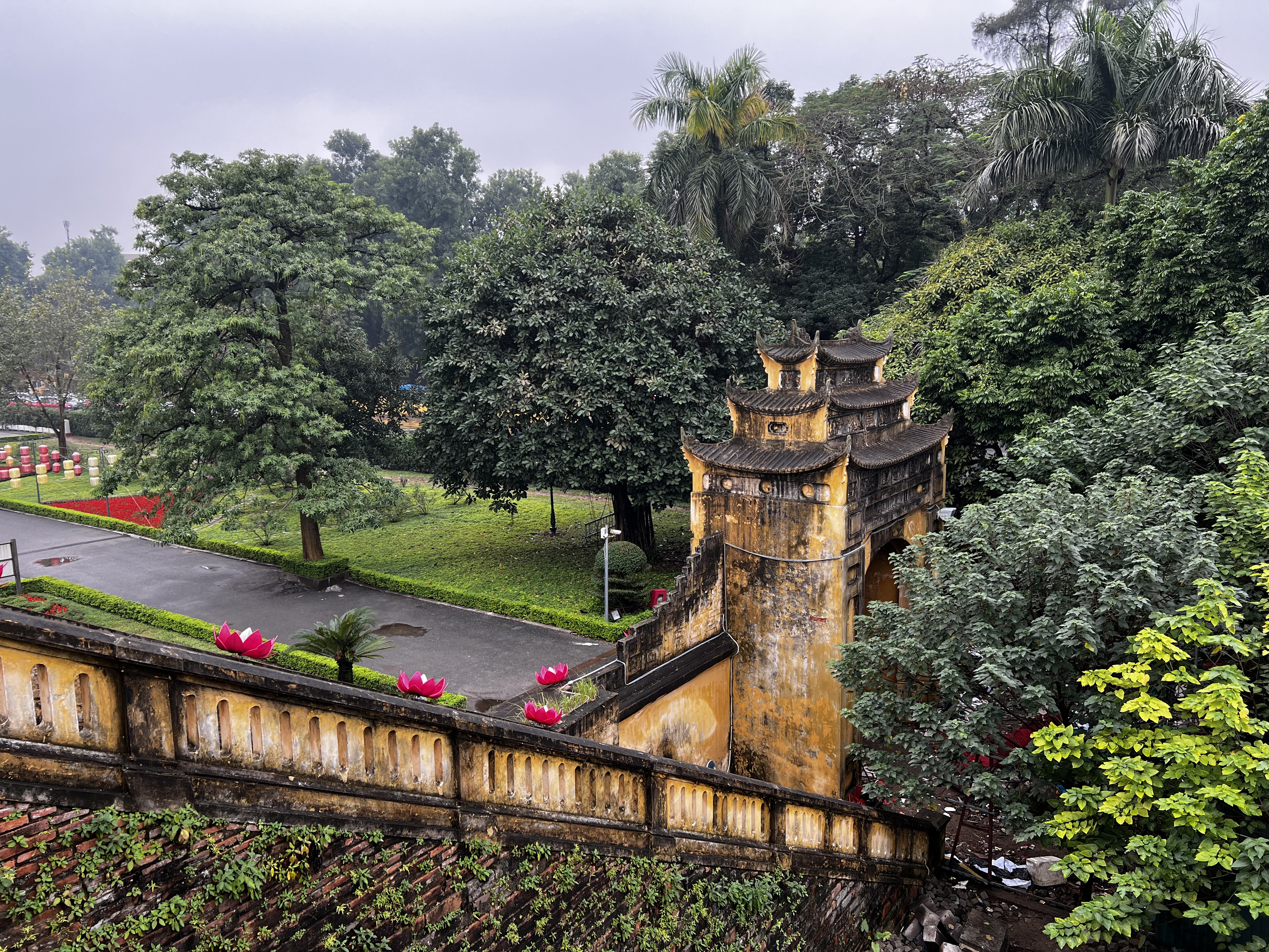 Picture Vietnam Hanoi Thang Long Citadel 2024-01 32 - Recreation Thang Long Citadel