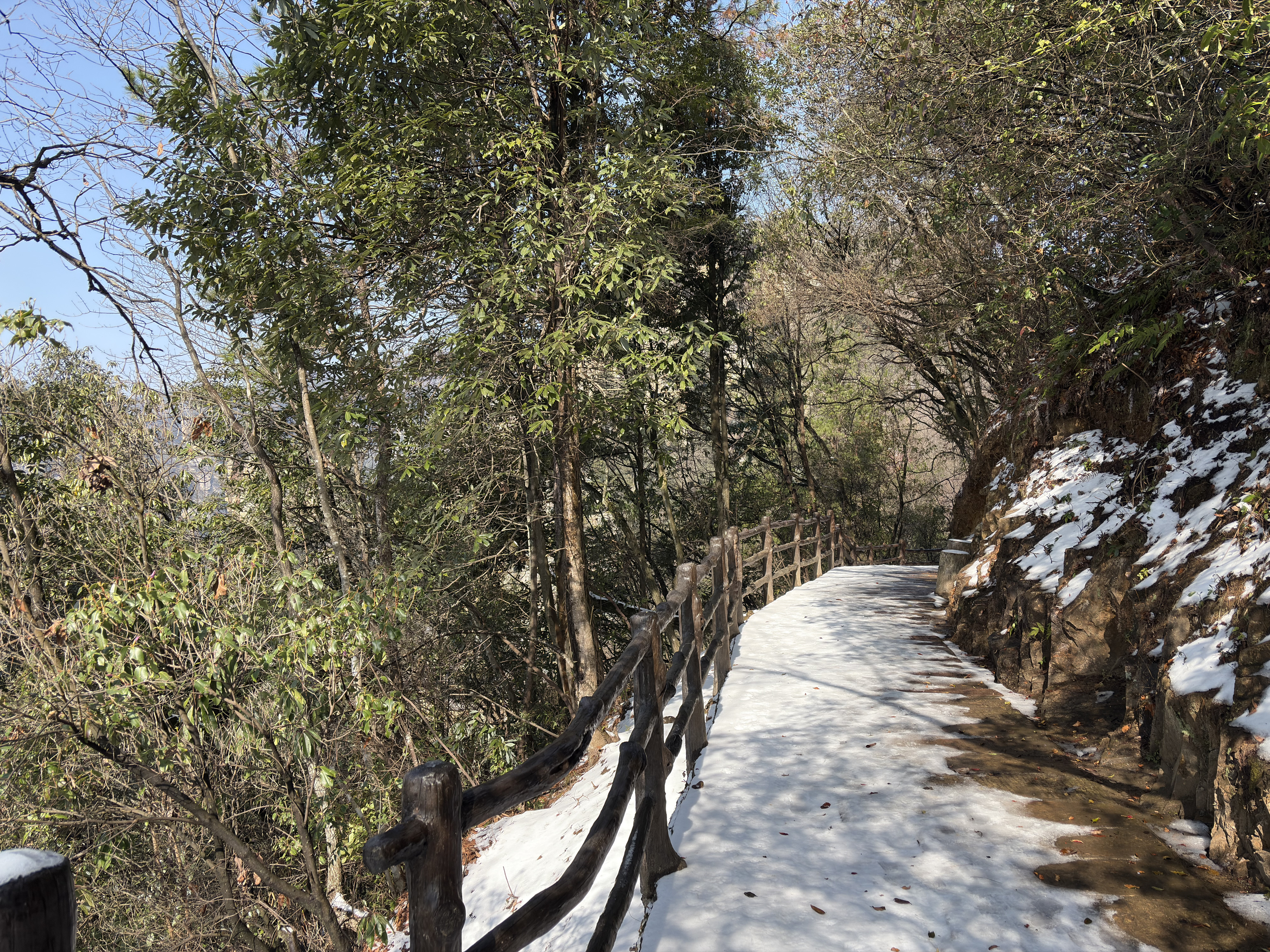Picture China Zhangjiajie Tianzi Mountrain 2026-01 57 - Around Tianzi Mountrain