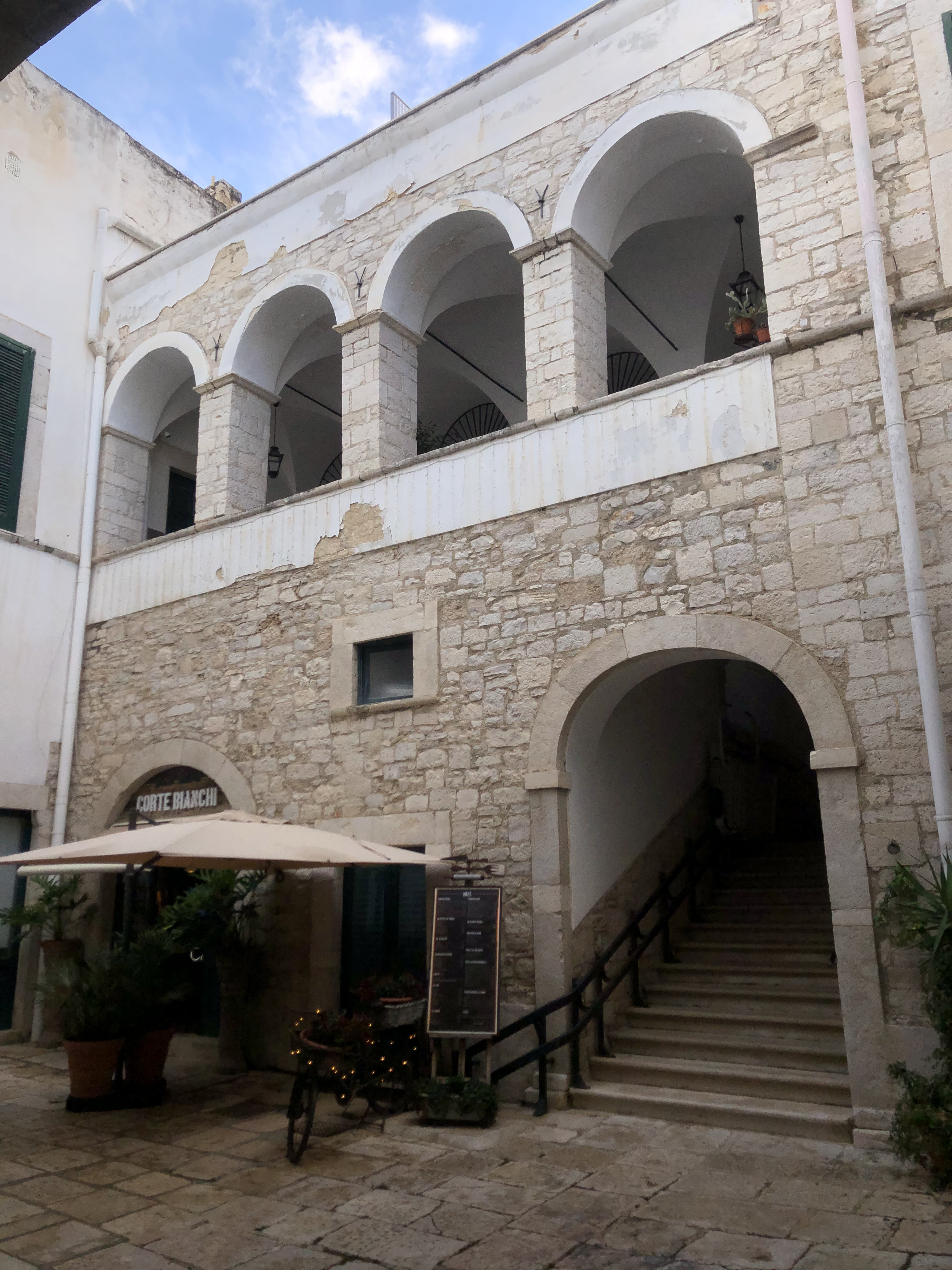 Picture Italy Trani 2024-09 34 - Tour Trani