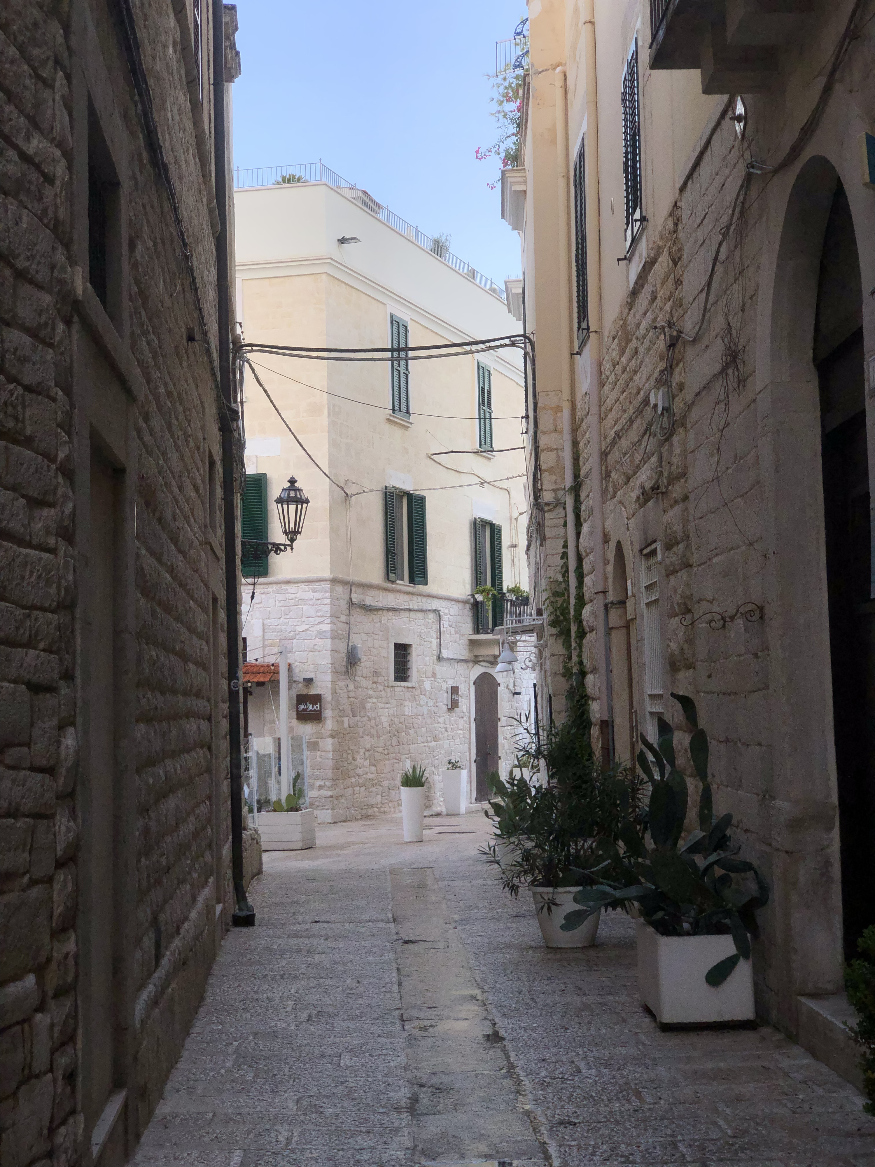 Picture Italy Trani 2024-09 24 - Recreation Trani