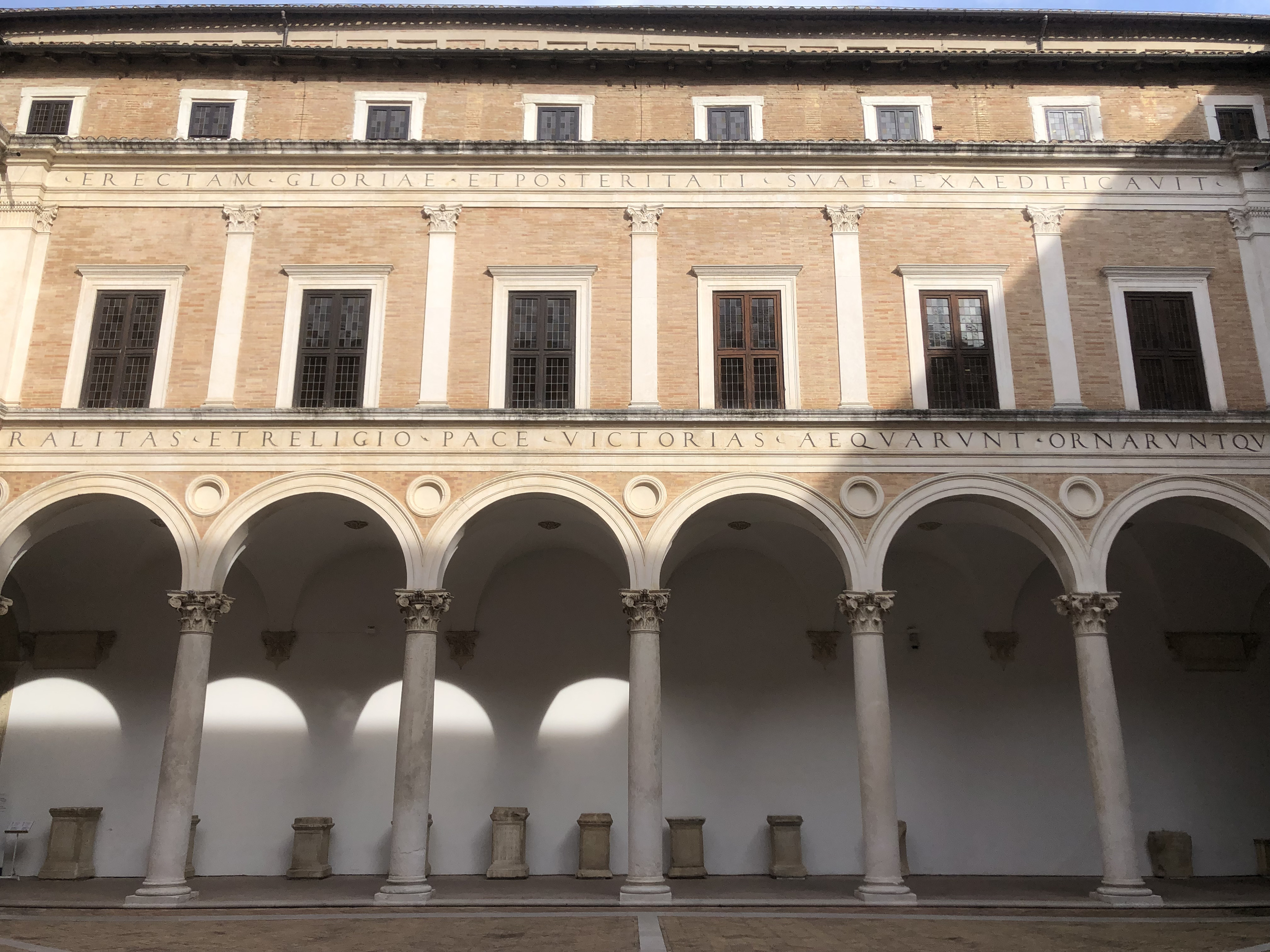 Picture Italy Urbino 2024-09 445 - Recreation Urbino