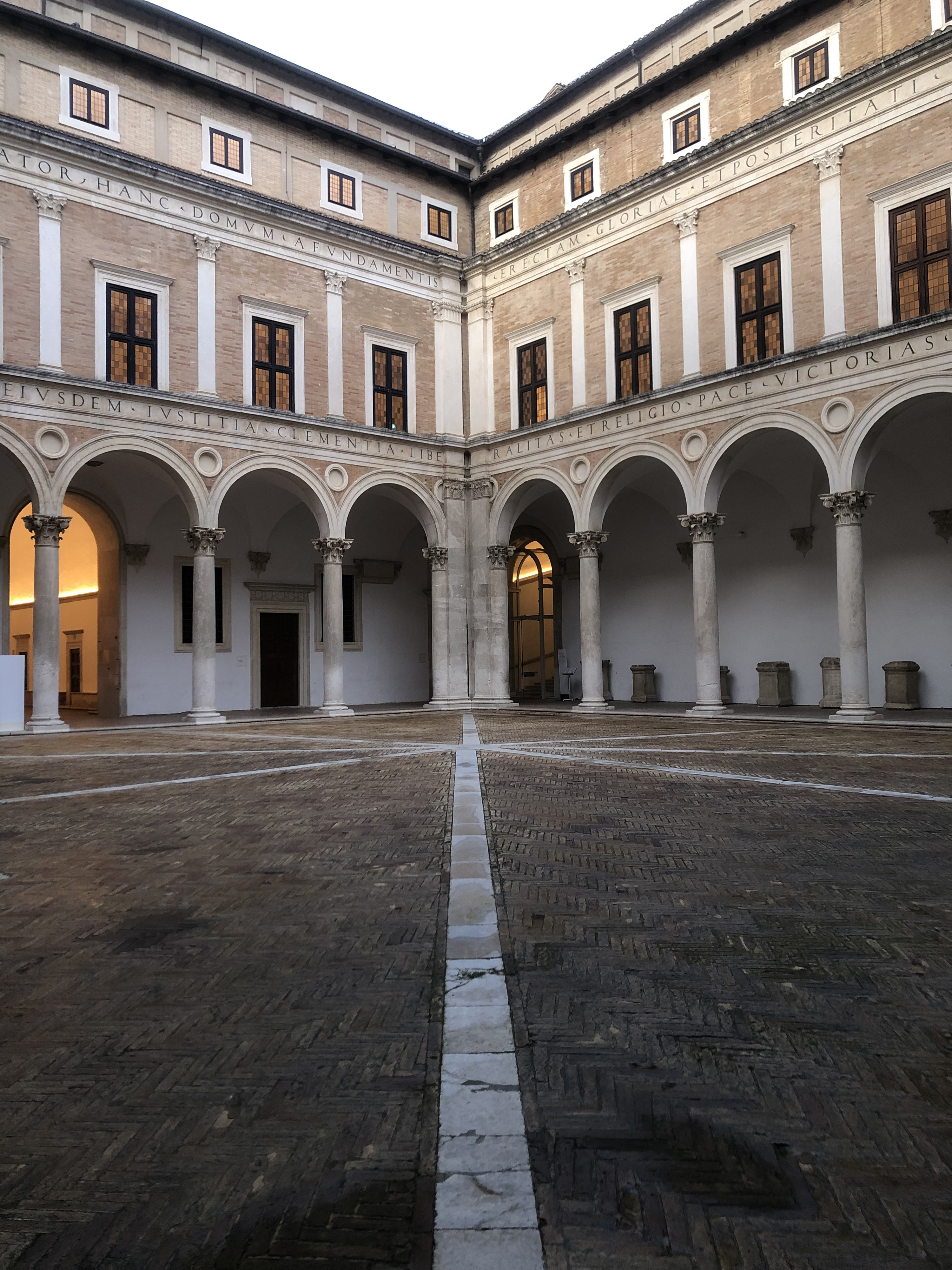Picture Italy Urbino 2024-09 278 - Discovery Urbino