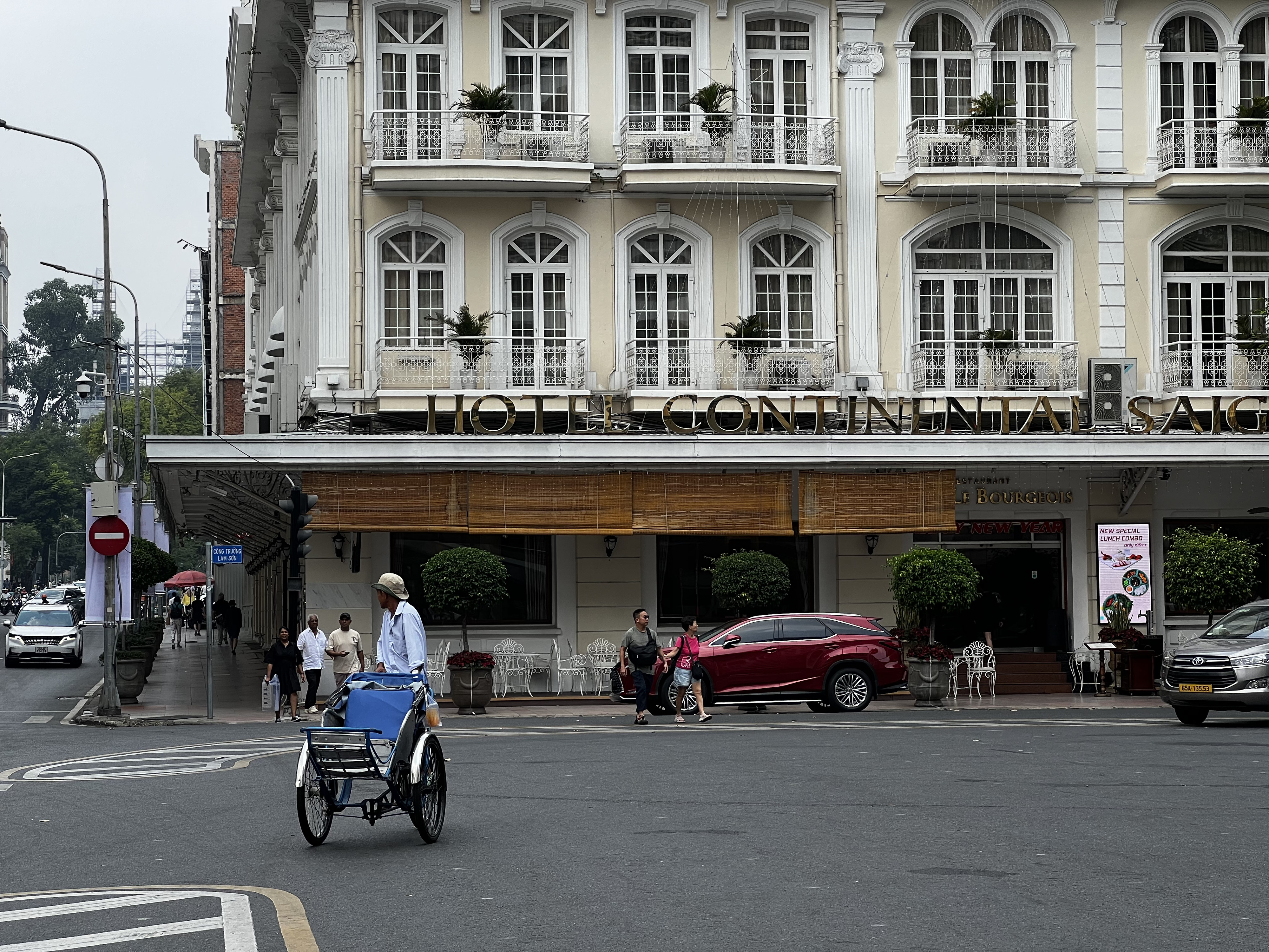 Picture Vietnam Saigon Continental Hotel 2024-01 5 - Discovery Continental Hotel