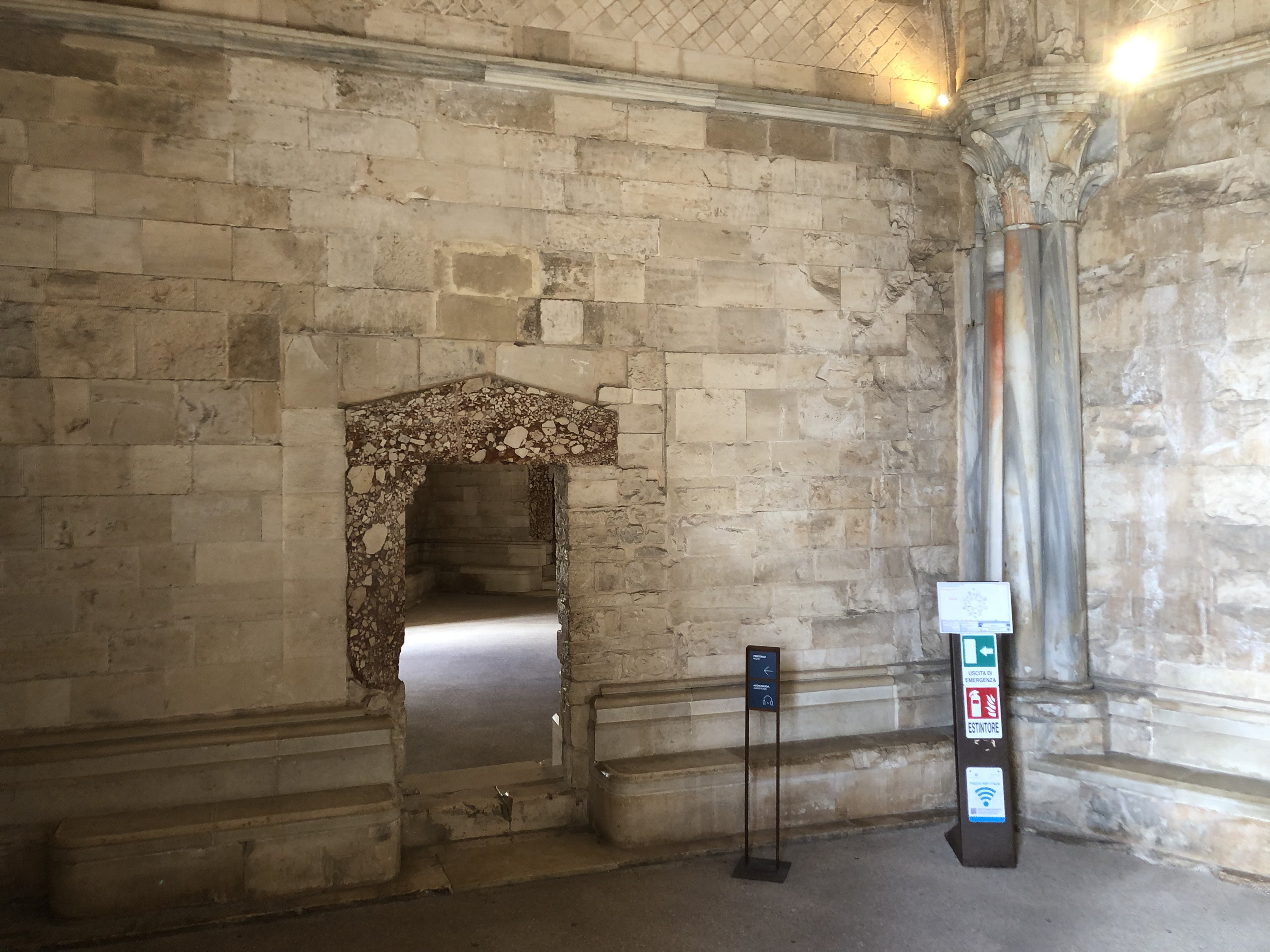 Picture Italy Castel del monte 2024-09 11 - Discovery Castel del monte