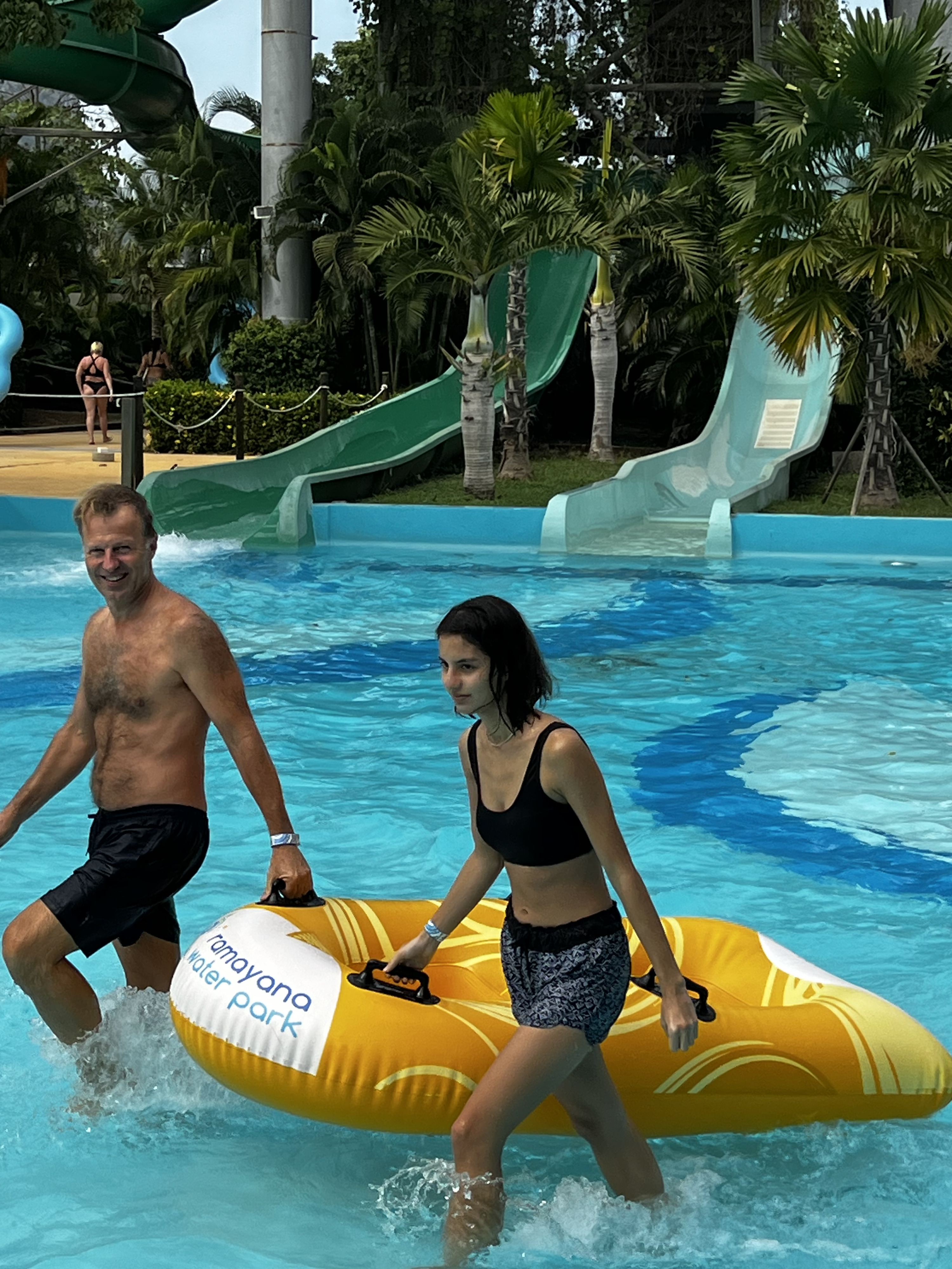 Picture Thailand Pattaya Perso 2023-12 28 - Discovery Perso