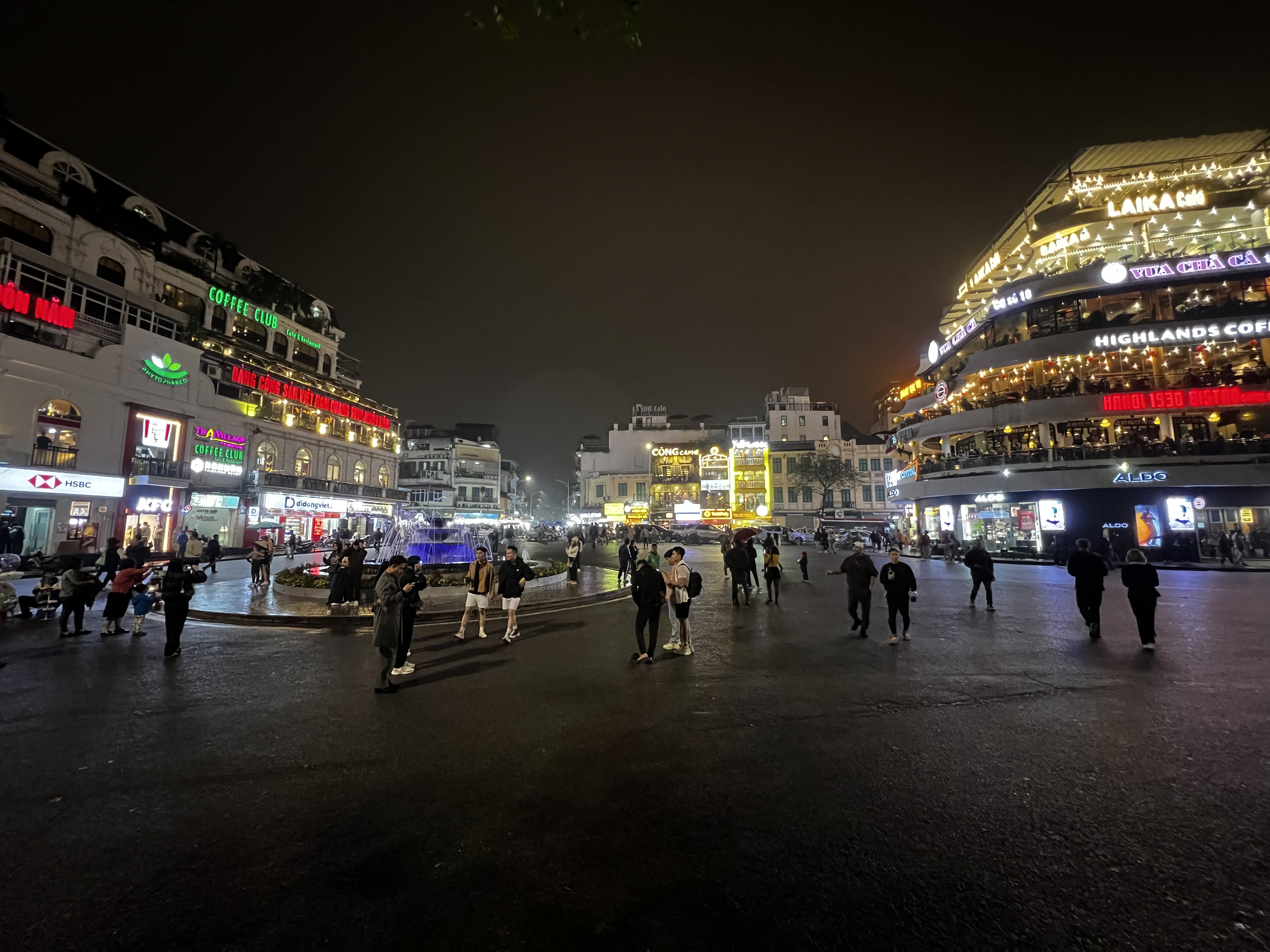 Picture Vietnam Hanoi Hoan Kiem Lake 2024-01 12 - Journey Hoan Kiem Lake