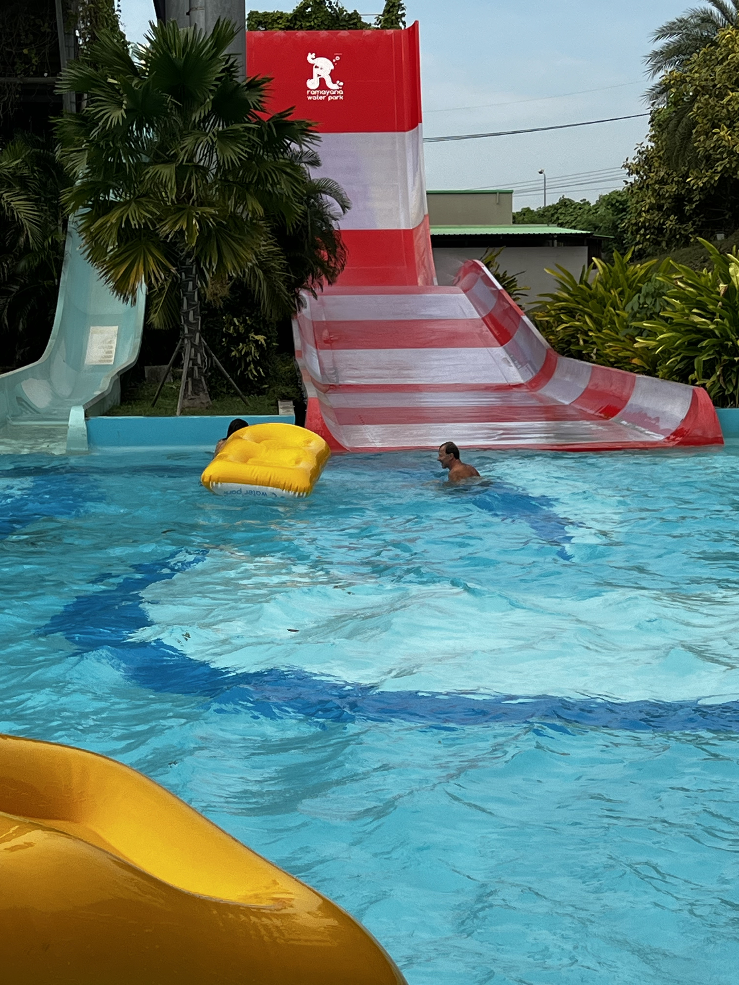 Picture Thailand Pattaya Perso 2023-12 12 - Tours Perso