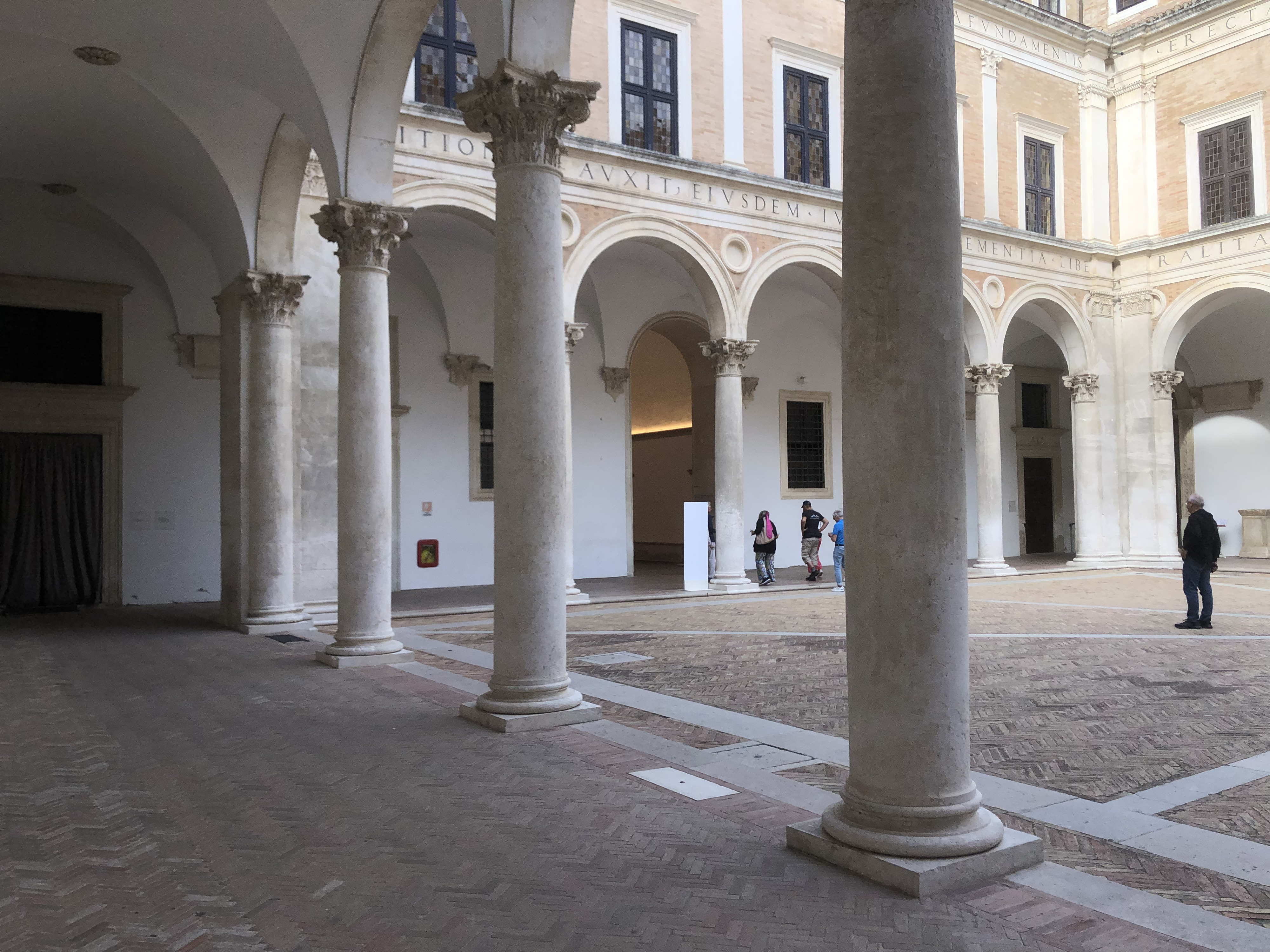 Picture Italy Urbino 2024-09 411 - Around Urbino