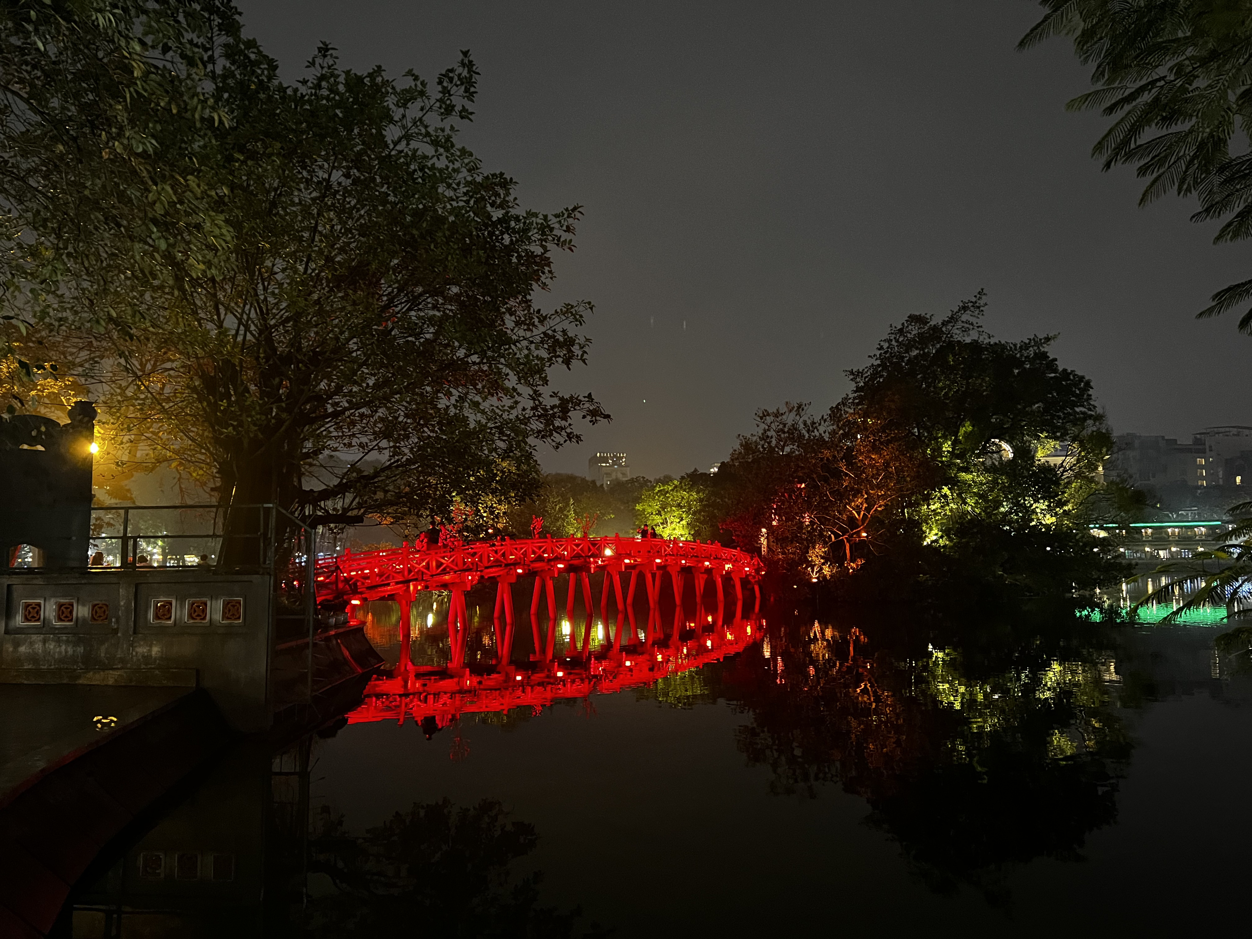 Picture Vietnam Hanoi Hoan Kiem Lake 2024-01 35 - Discovery Hoan Kiem Lake