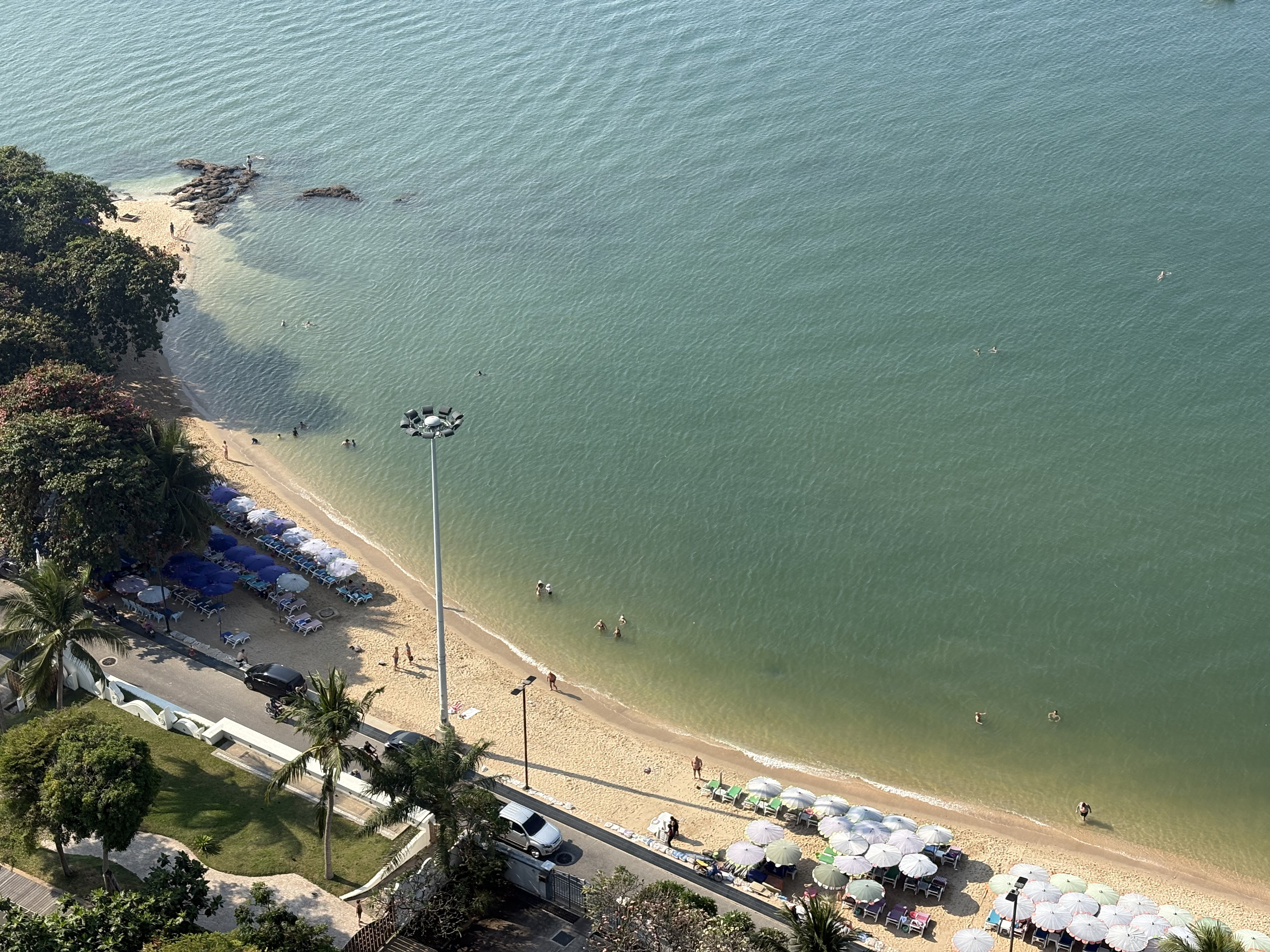 Picture Thailand Pattaya Phratumnak 2025-12 10 - Discovery Phratumnak