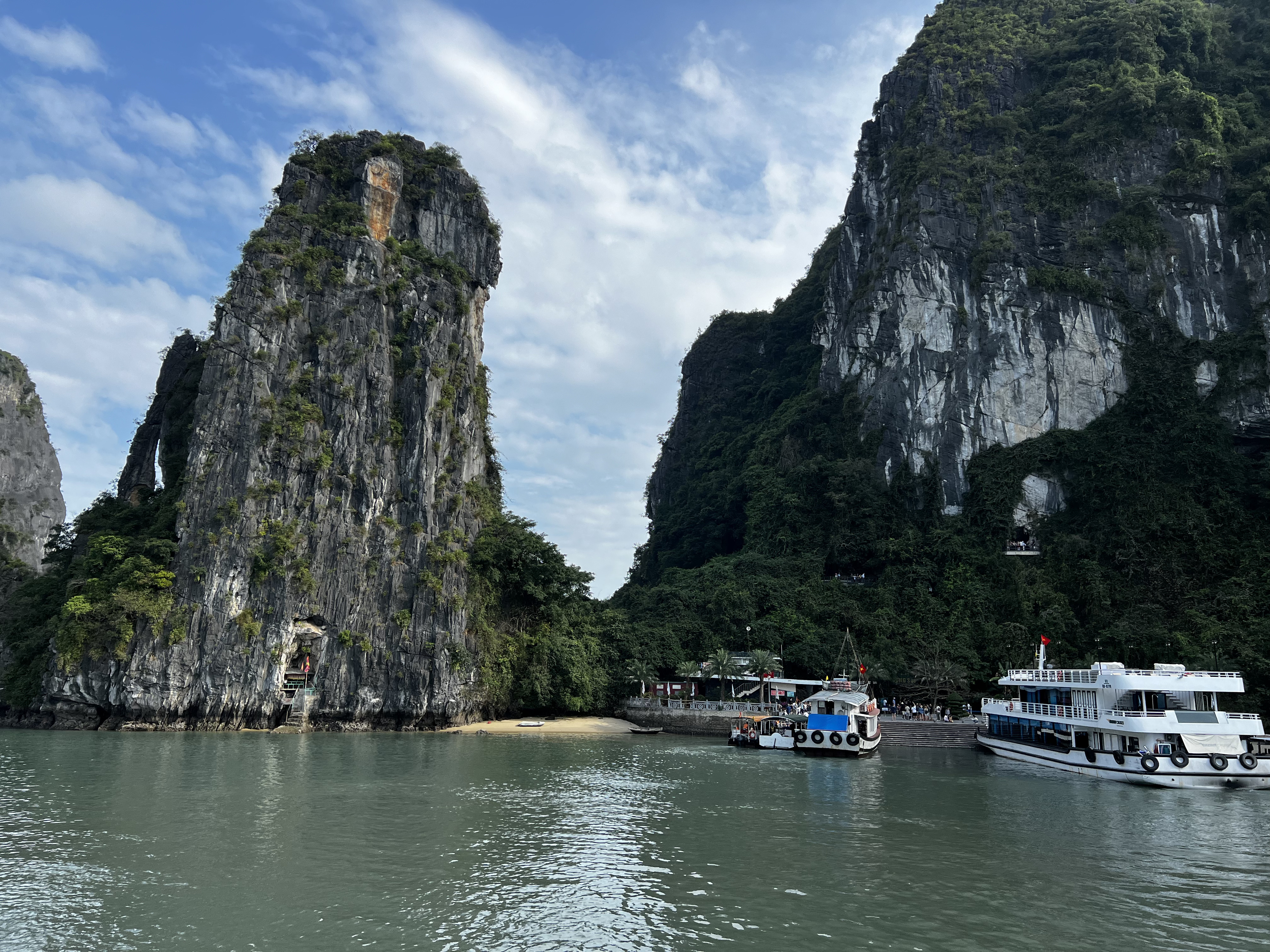 Picture Vietnam Ha Long Bay 2024-01 127 - Discovery Ha Long Bay