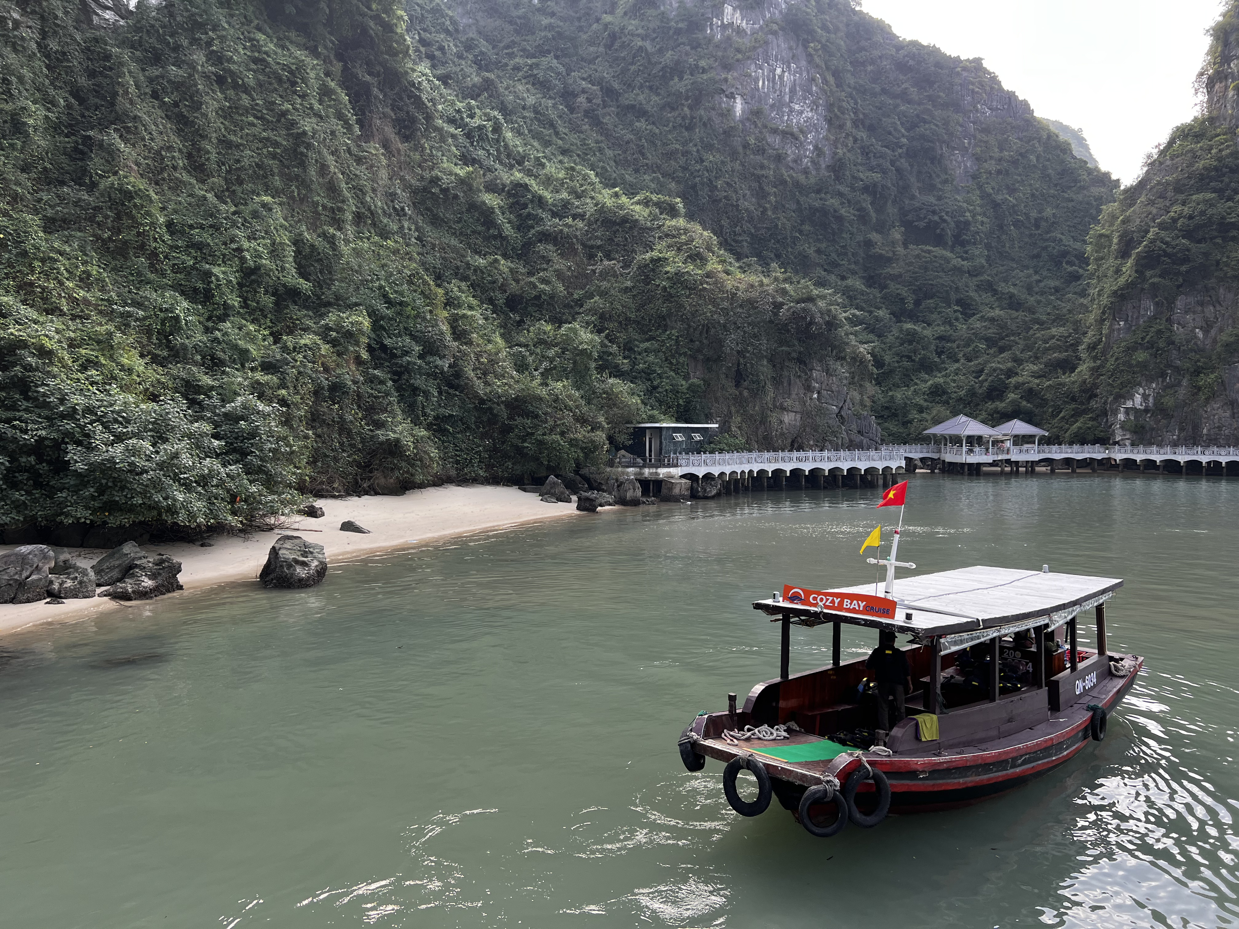 Picture Vietnam Ha Long Bay 2024-01 169 - Recreation Ha Long Bay