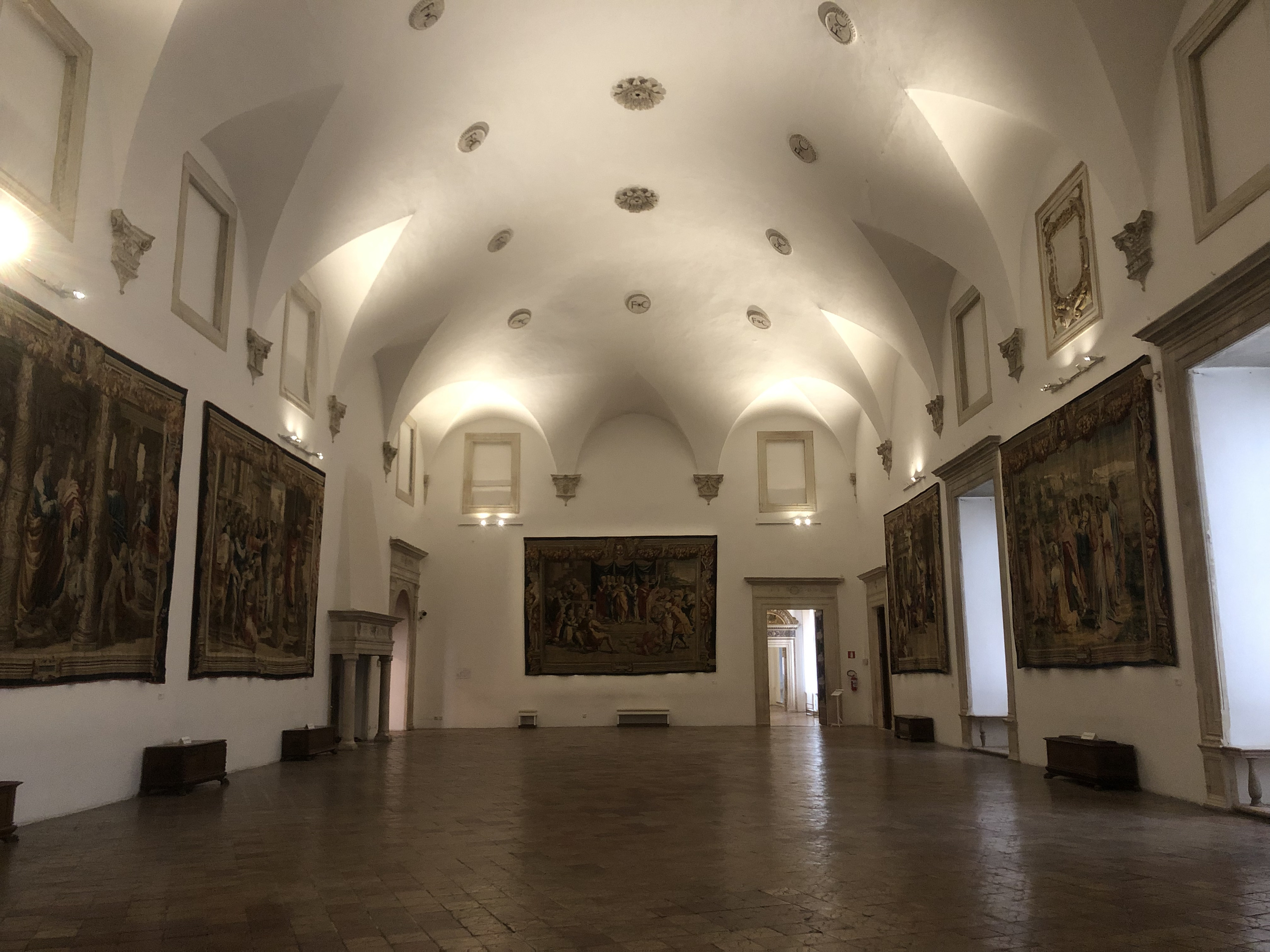 Picture Italy Urbino 2024-09 332 - Recreation Urbino