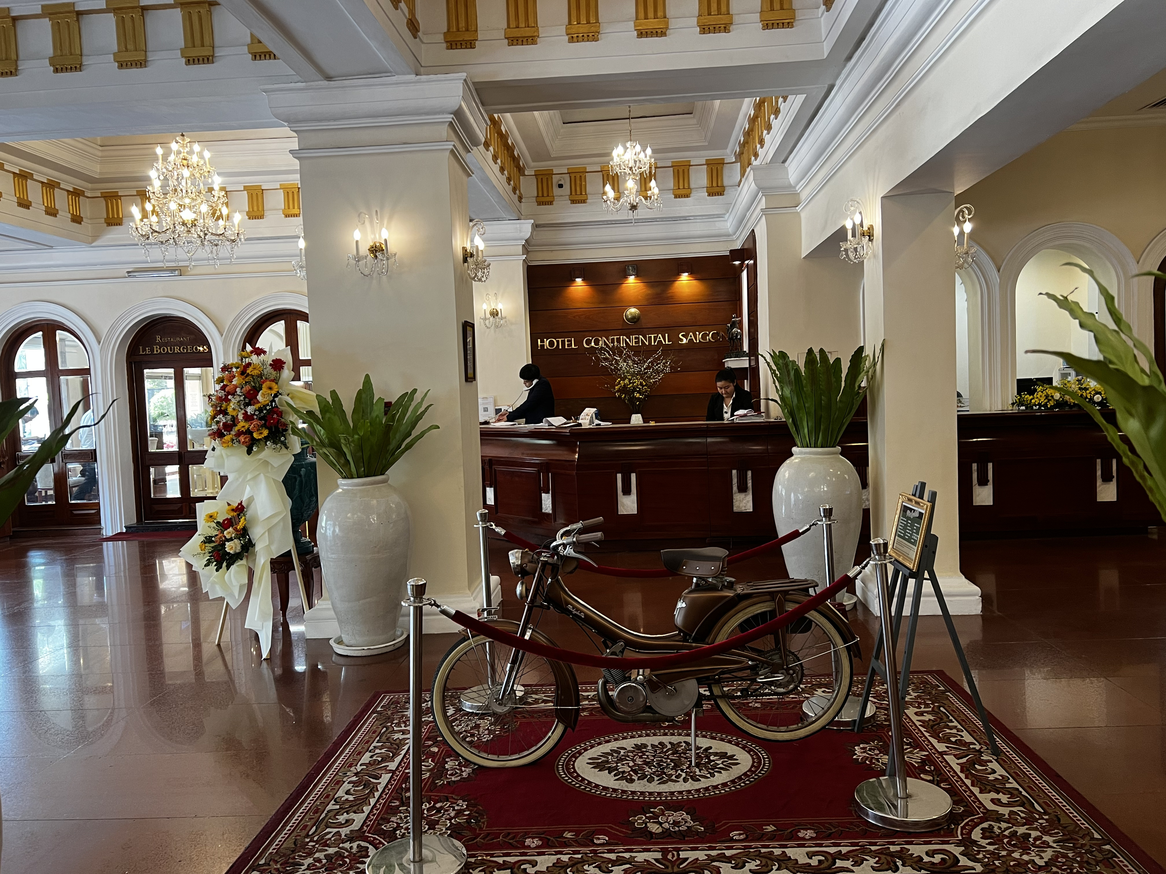 Picture Vietnam Saigon Continental Hotel 2024-01 39 - Tour Continental Hotel