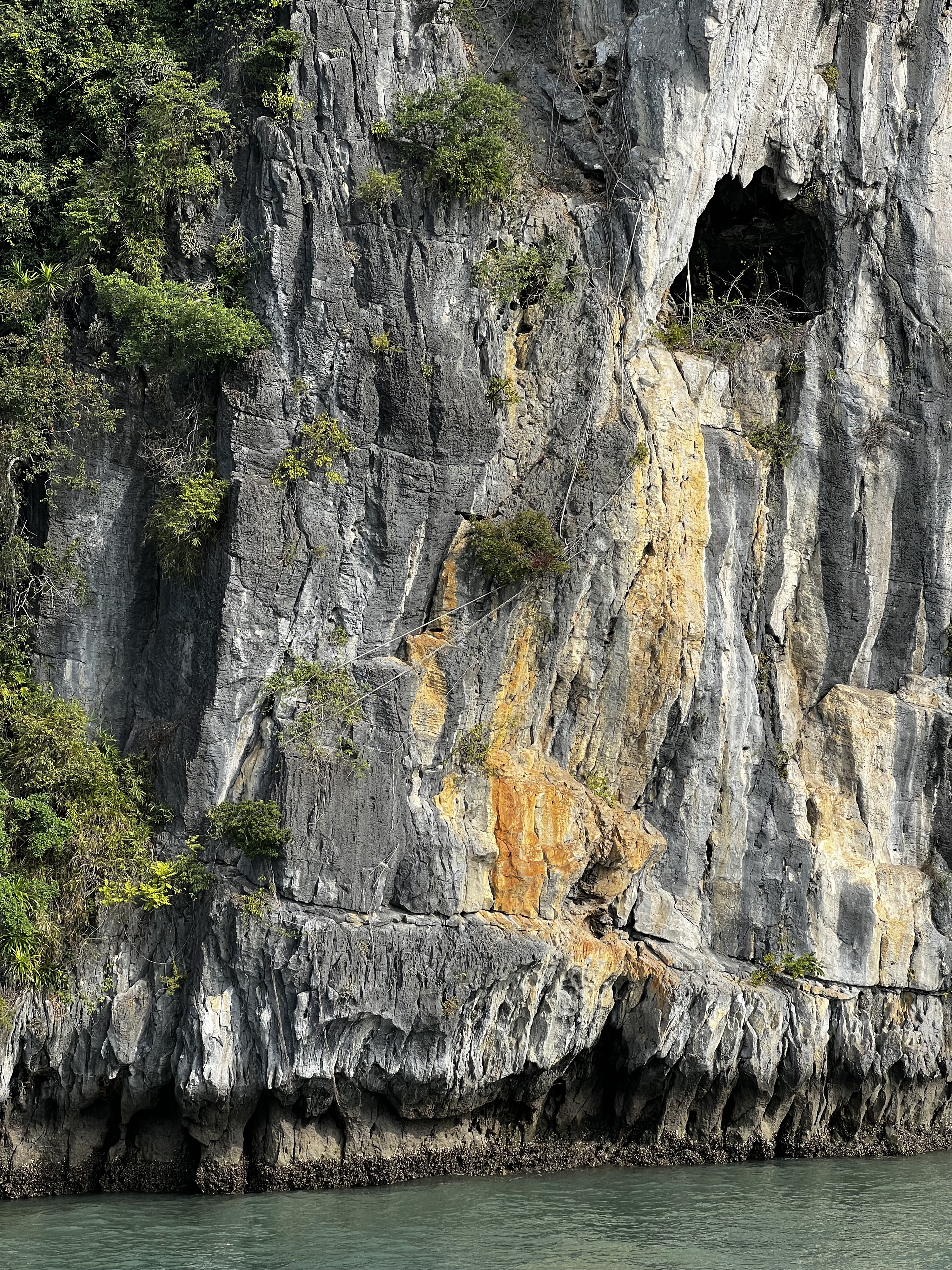 Picture Vietnam Ha Long Bay 2024-01 103 - Recreation Ha Long Bay