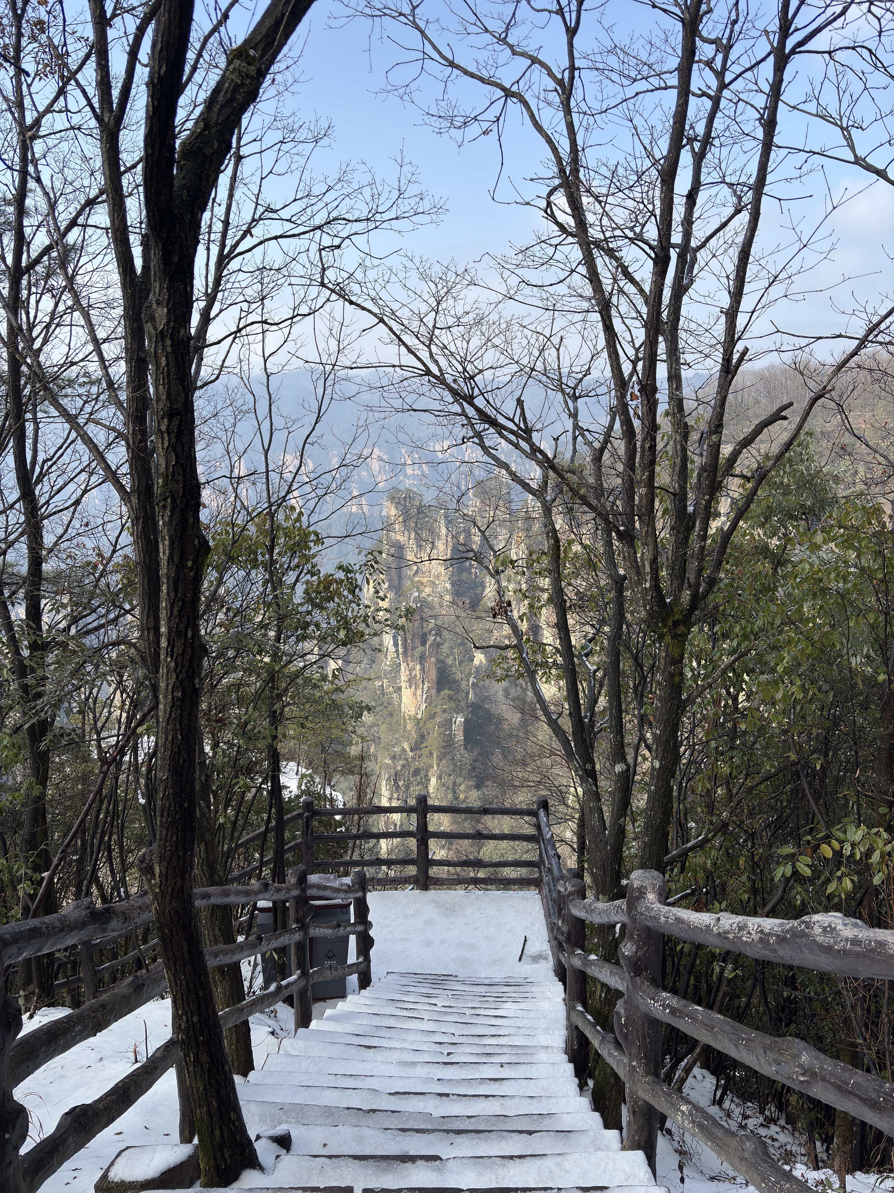 Picture China Zhangjiajie Tianzi Mountrain 2026-01 366 - Around Tianzi Mountrain