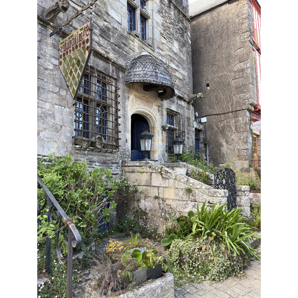 Picture France Rochefort en terre 2026-04 17