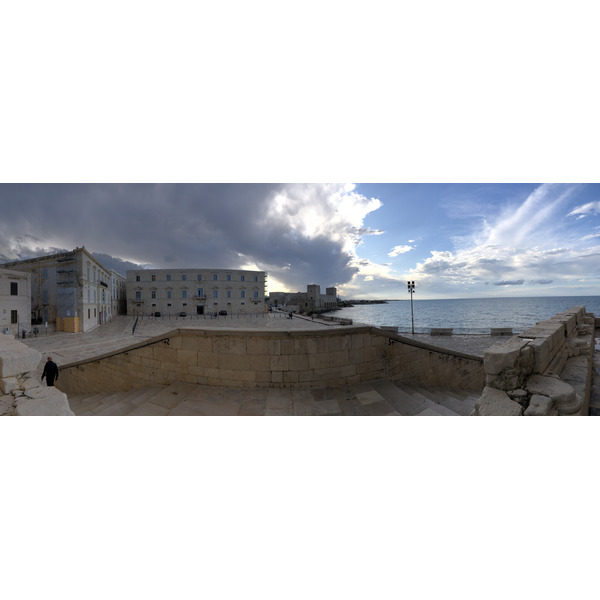 Picture Italy Trani 2024-09 99 - Recreation Trani