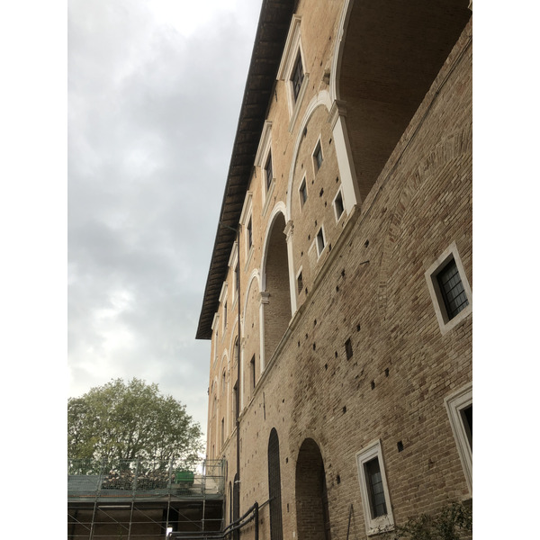Picture Italy Urbino 2024-09 87 - Journey Urbino