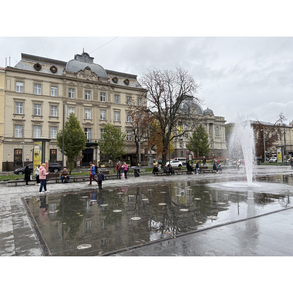 Picture Ukraine Lviv 2024-10 116 - Recreation Lviv