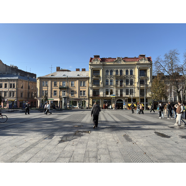 Picture Ukraine Lviv 2024-10 162 - Recreation Lviv