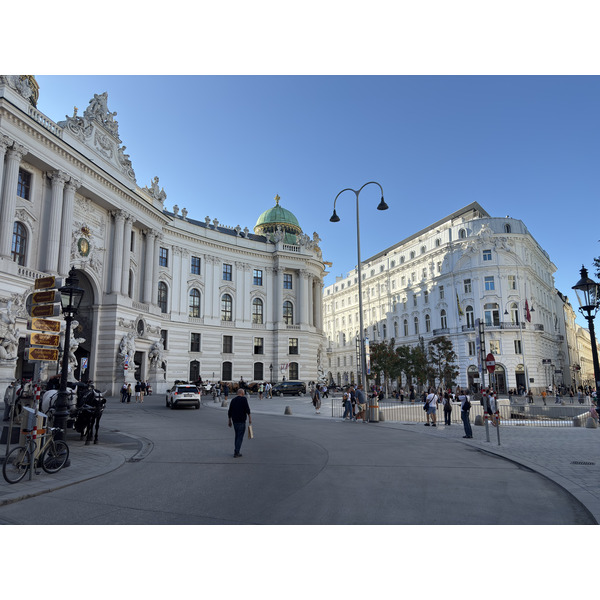 Picture Austria Vienna 2025-09 106 - Journey Vienna