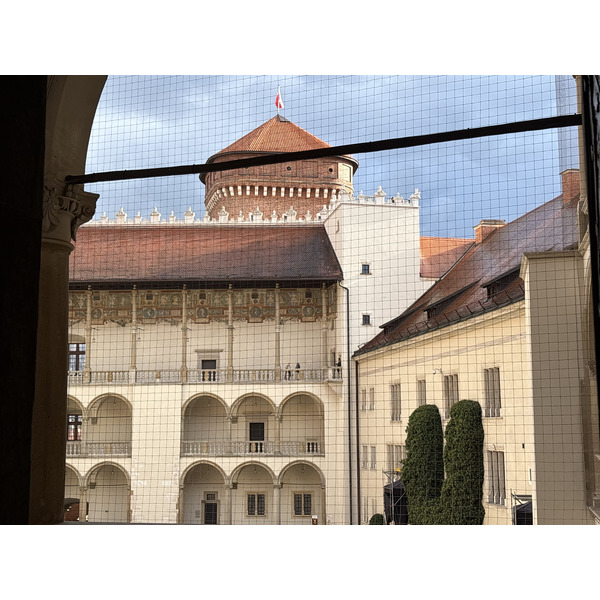 Picture Poland Krakow Wawel castle 2026-09 319