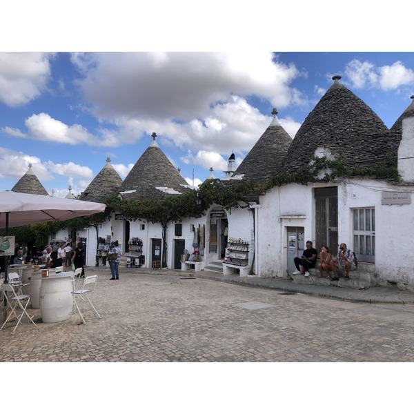 Picture Italy Alberobello 2024-09 32 - History Alberobello