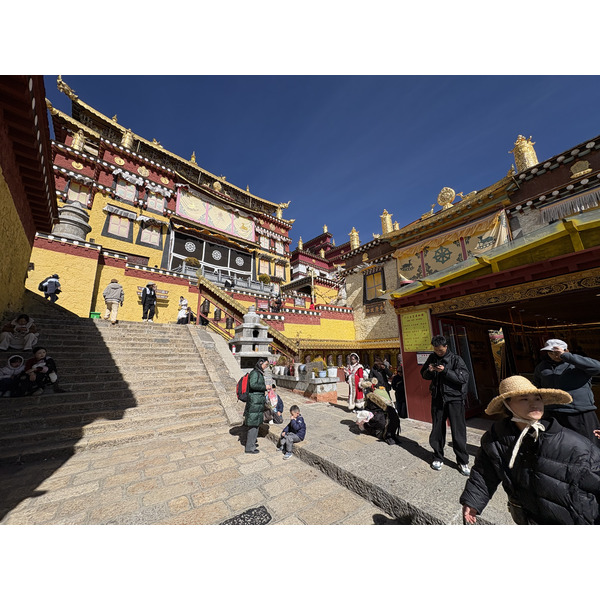 Picture China Shangri La 2026-01 71 - Journey Shangri La