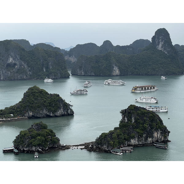 Picture Vietnam Ha Long Bay 2024-01 28 - Recreation Ha Long Bay