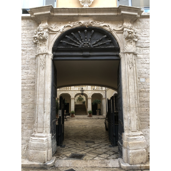 Picture Italy Trani 2024-09 139 - Recreation Trani