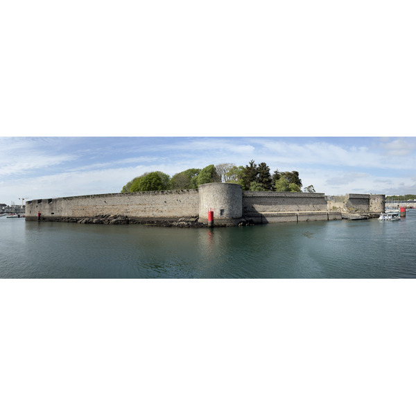 Picture France Concarneau Ville close 2026-04 62 - Center Ville close