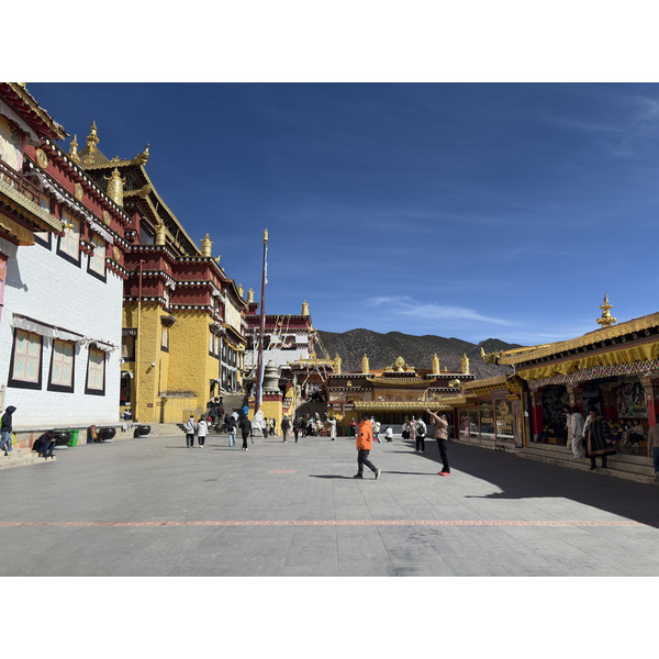 Picture China Shangri La 2026-01 135 - History Shangri La