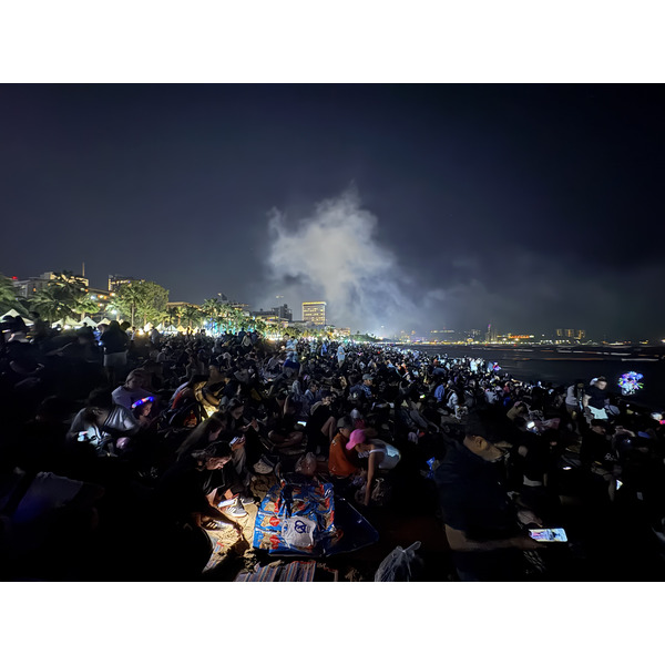 Picture Thailand Pattaya Fireworks 2024-12 92 - Tour Fireworks