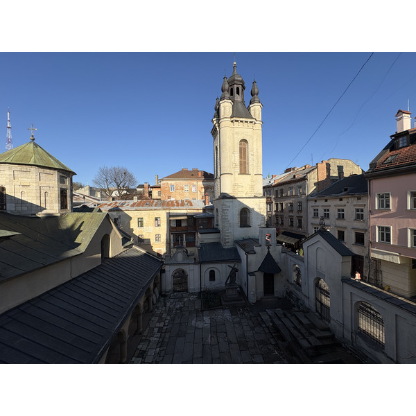 Picture Ukraine Lviv 2025-04 56 - Recreation Lviv